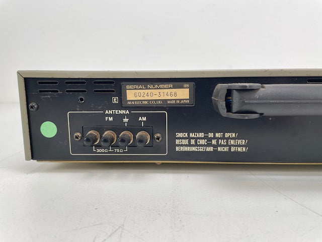 Akai AT-K11 AM/FM stereo tuner