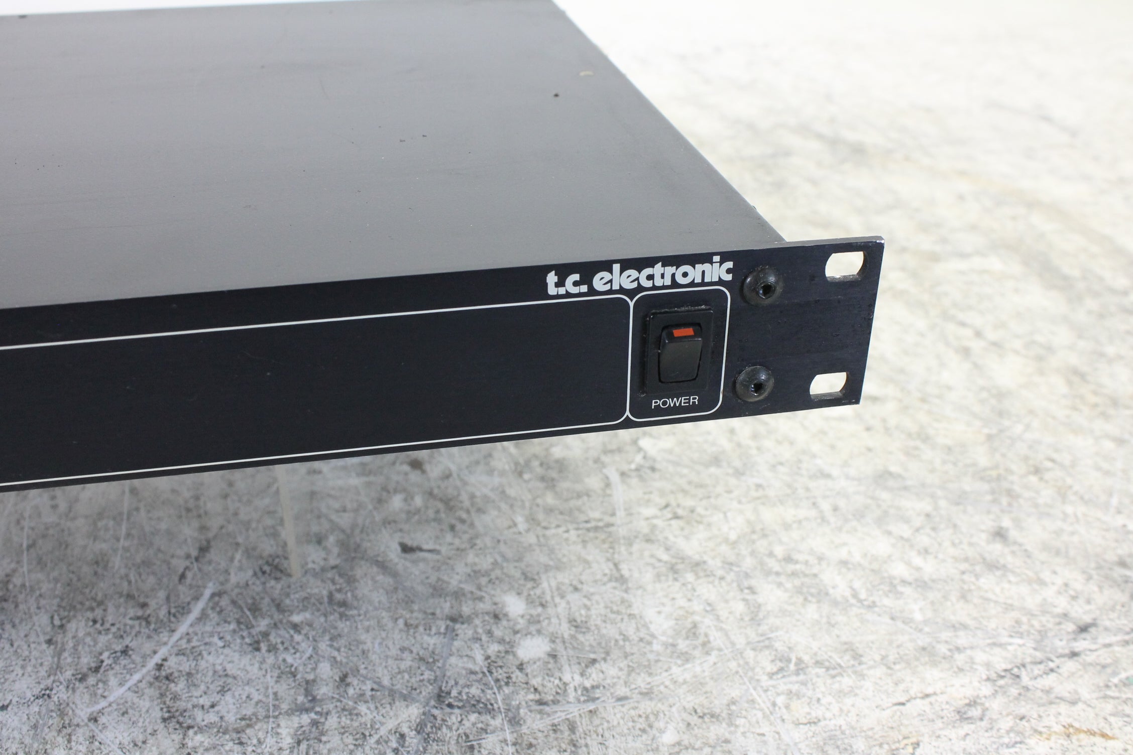 TC Electronic TC 1128X 28-bands grafische equalizer/spectrumanalysator (nr. 10)