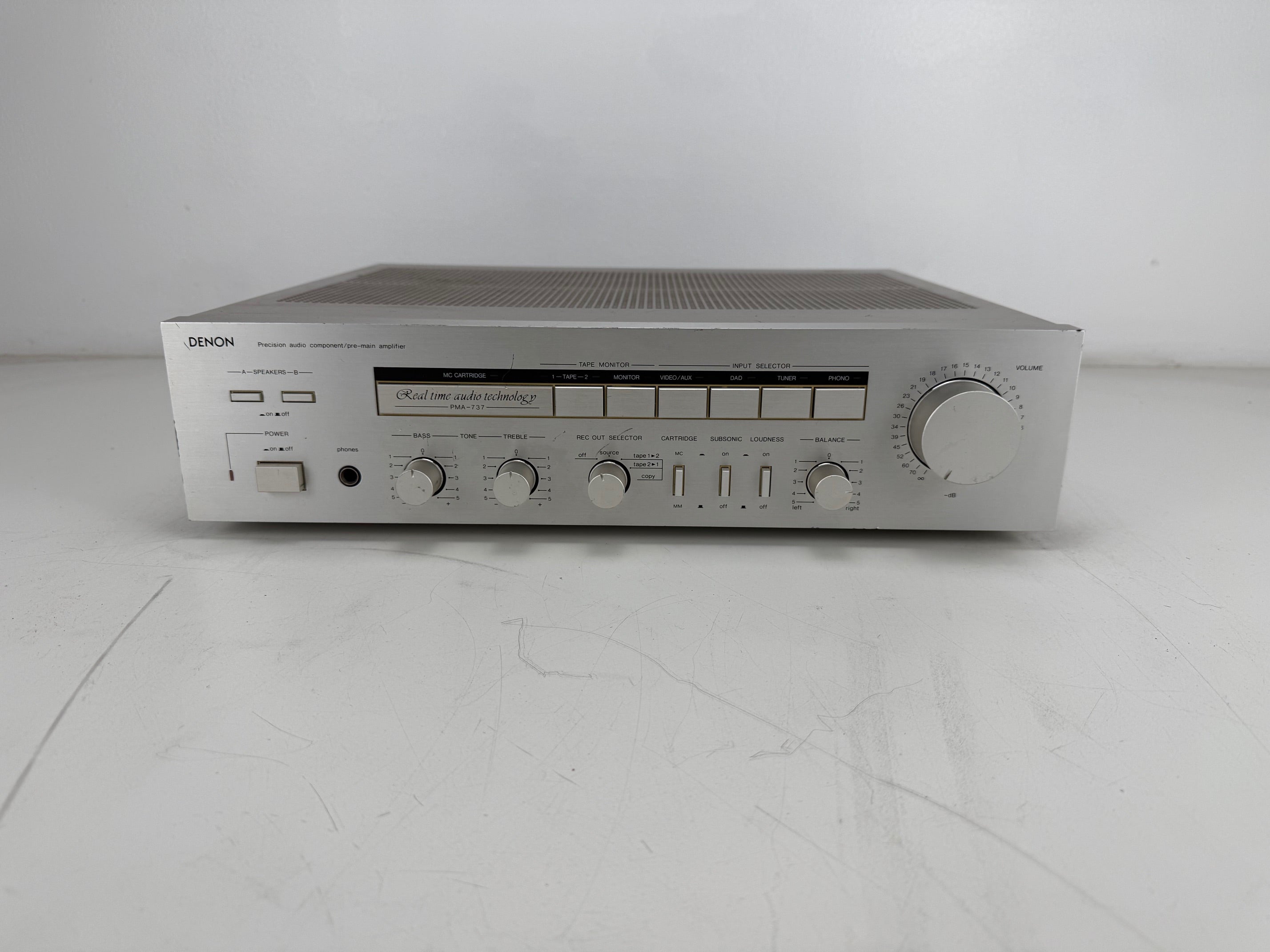 Denon PMA-737 stereo geïntegreerde versterker - volledig werkend (verkocht zoals hij is)