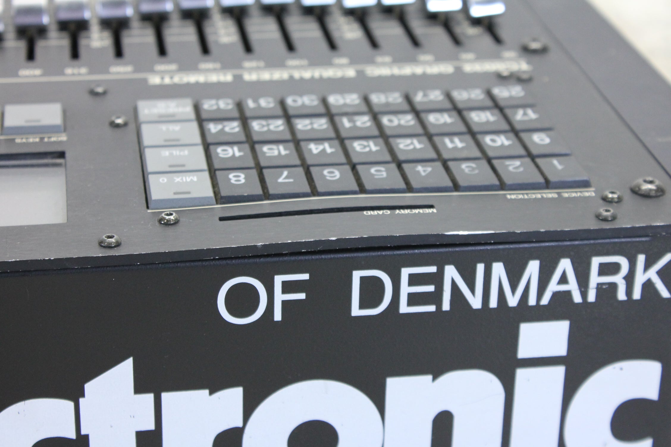 TC Electronic TC 6032 Remote Controller EQ Equalizer