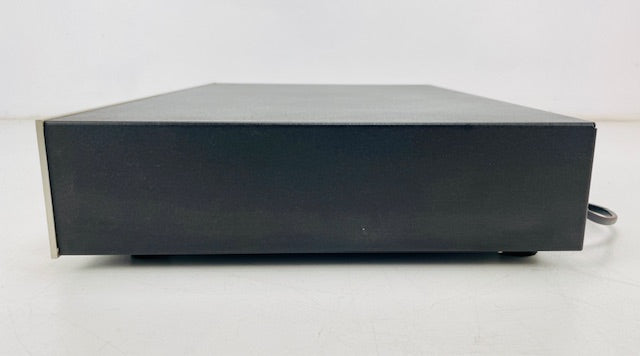 Luxman T2 Solid State AM/FM Tuner