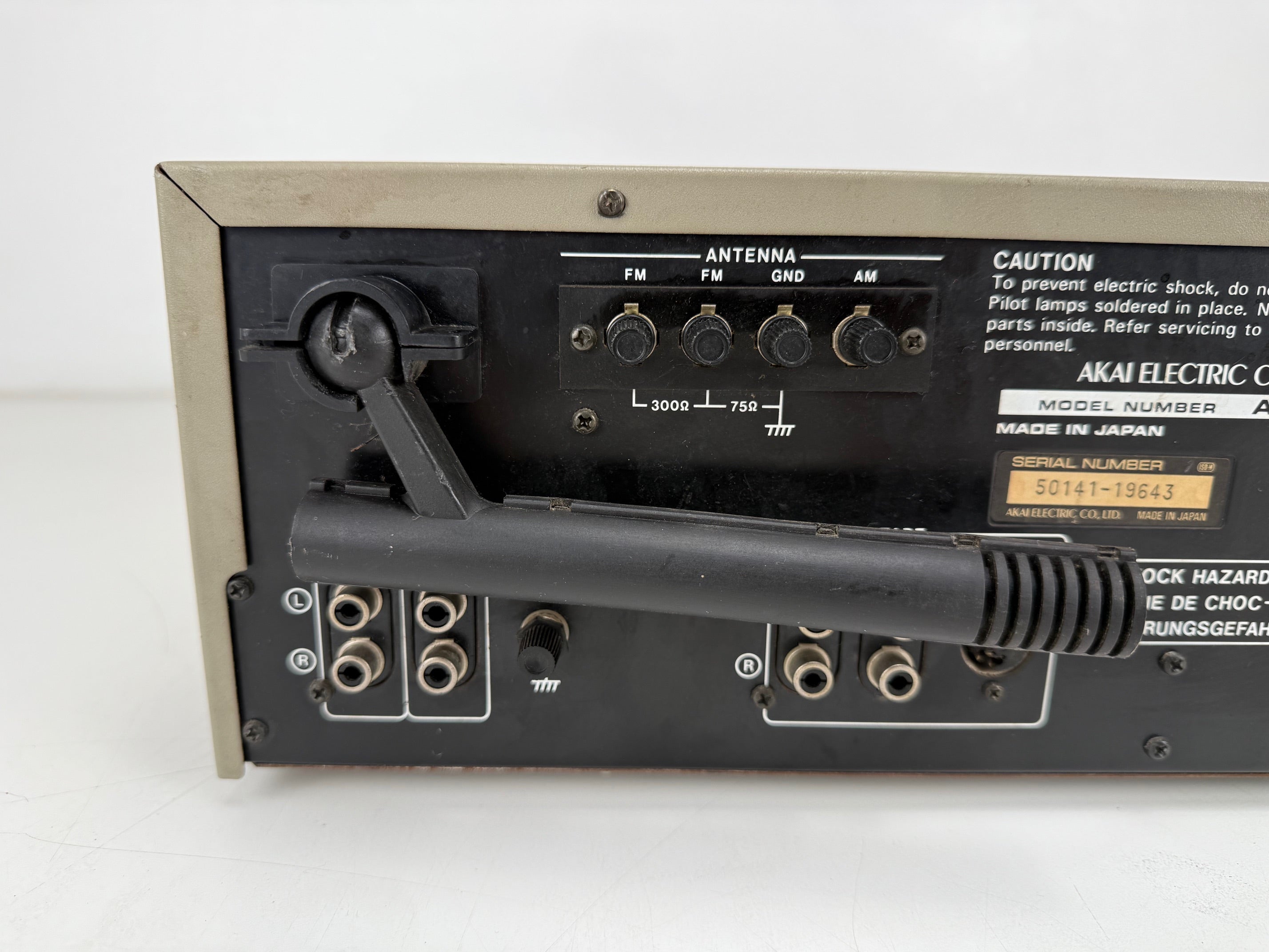 Akai AA-R20 stereo-ontvanger - Onderhoud uitgevoerd