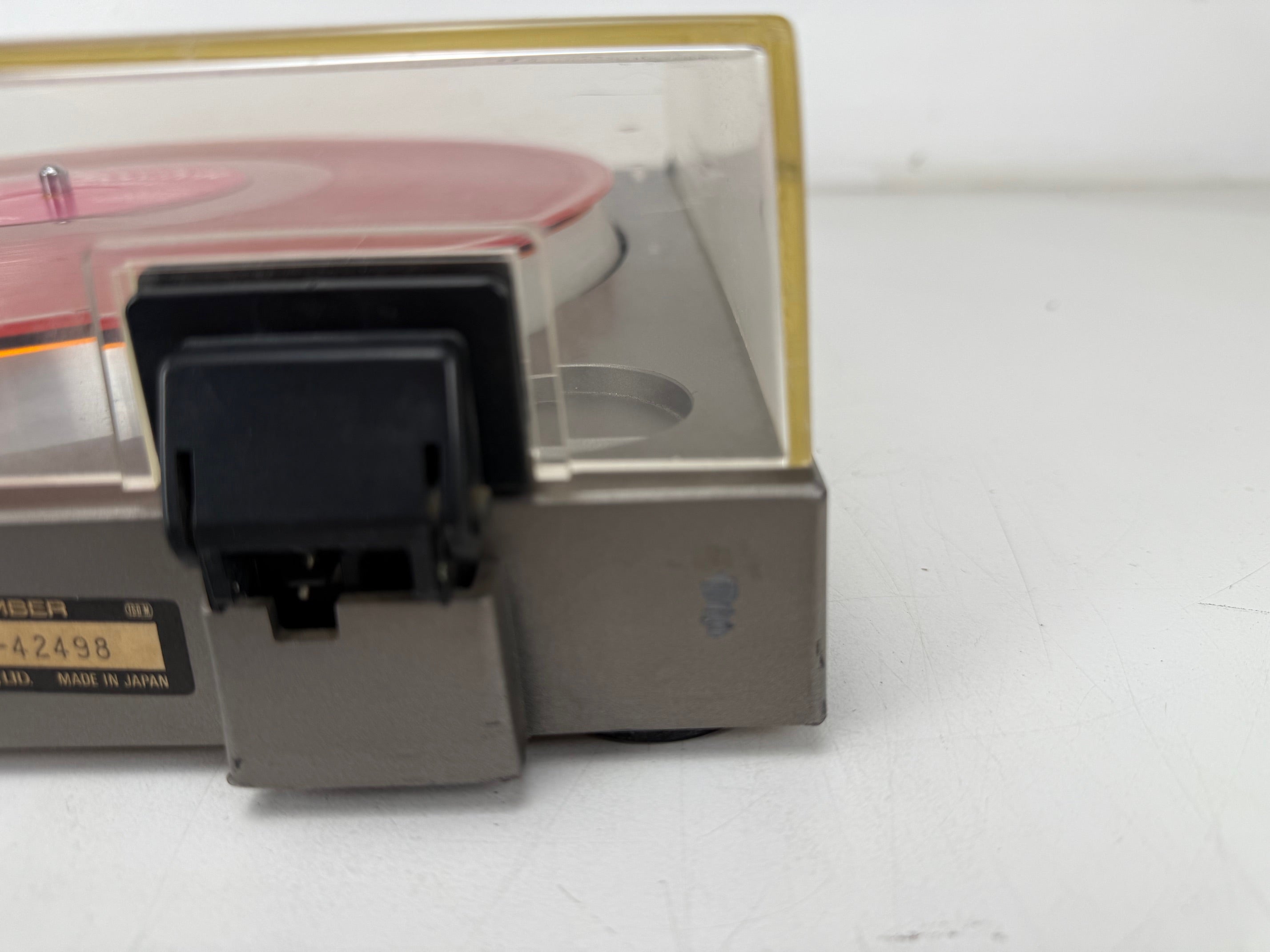 Akai AP-D210 Direct Drive draaitafel met nieuwe cartridge - Parelgrijs