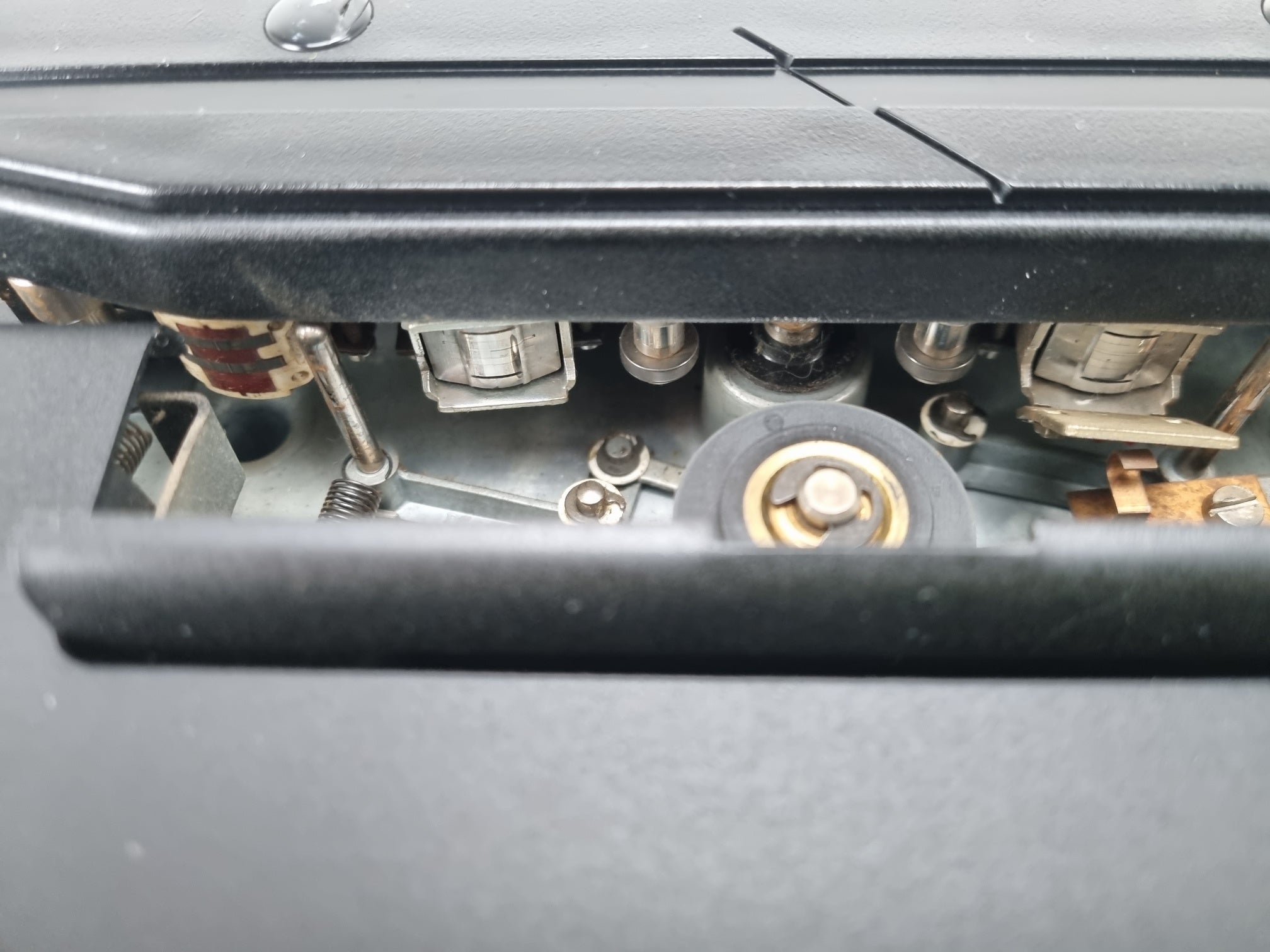 Braun TG 1000/4 stereo cassettedeck - Nieuwe riemen - Koppen gereinigd - Nieuwe potentiometer