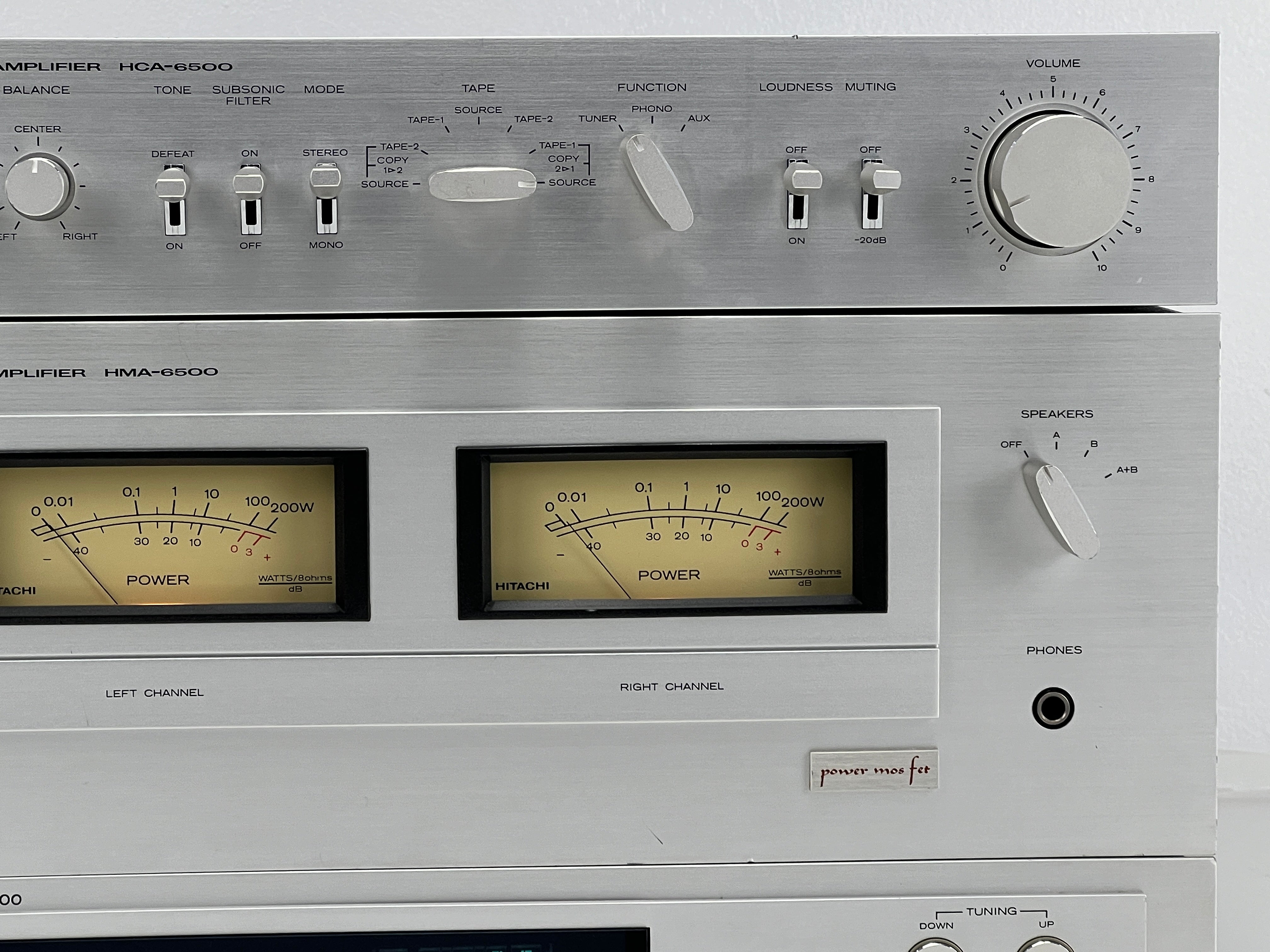 Hitachi HCA-6500 voorversterker - HMA-6500 eindversterker - FT-8000 tuner