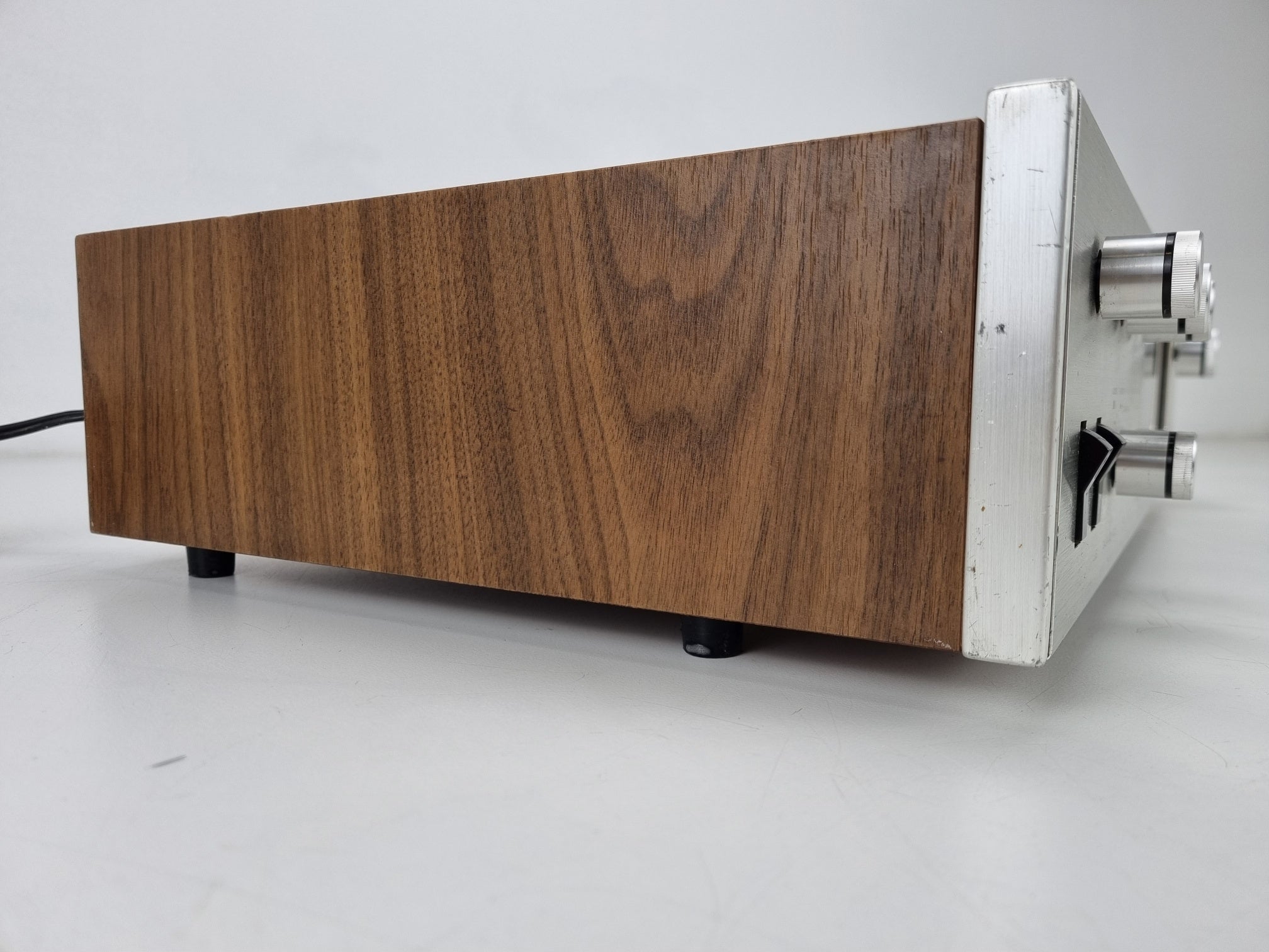 Onkyo Dynamic Four 700 stereo versterker - onderhoud uitgevoerd