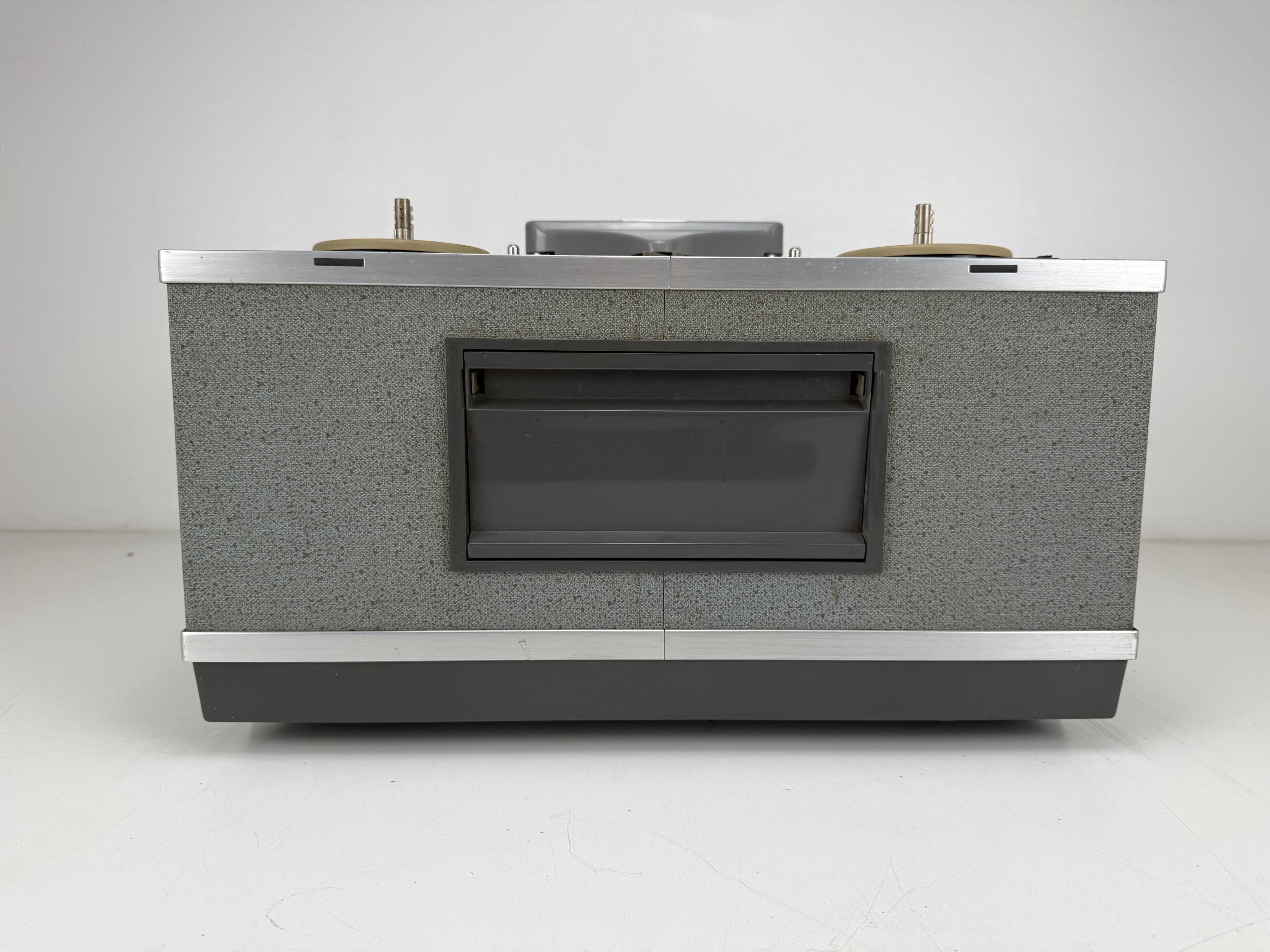 Studer Revox G36 1/4" Analog Reel To Reel Recorder - Serviced