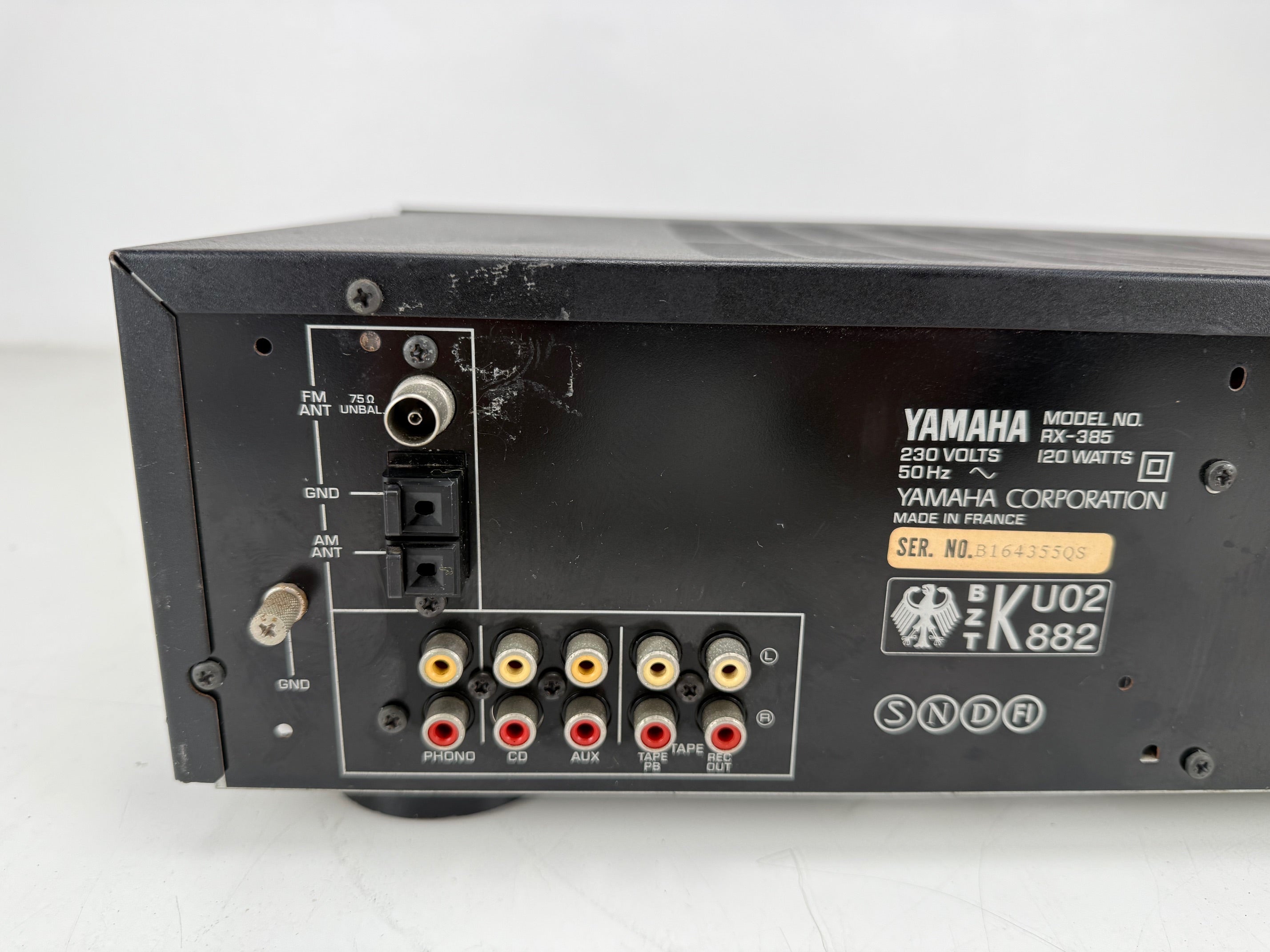 Yamaha RX-385 Natural Sound Stereo Receiver