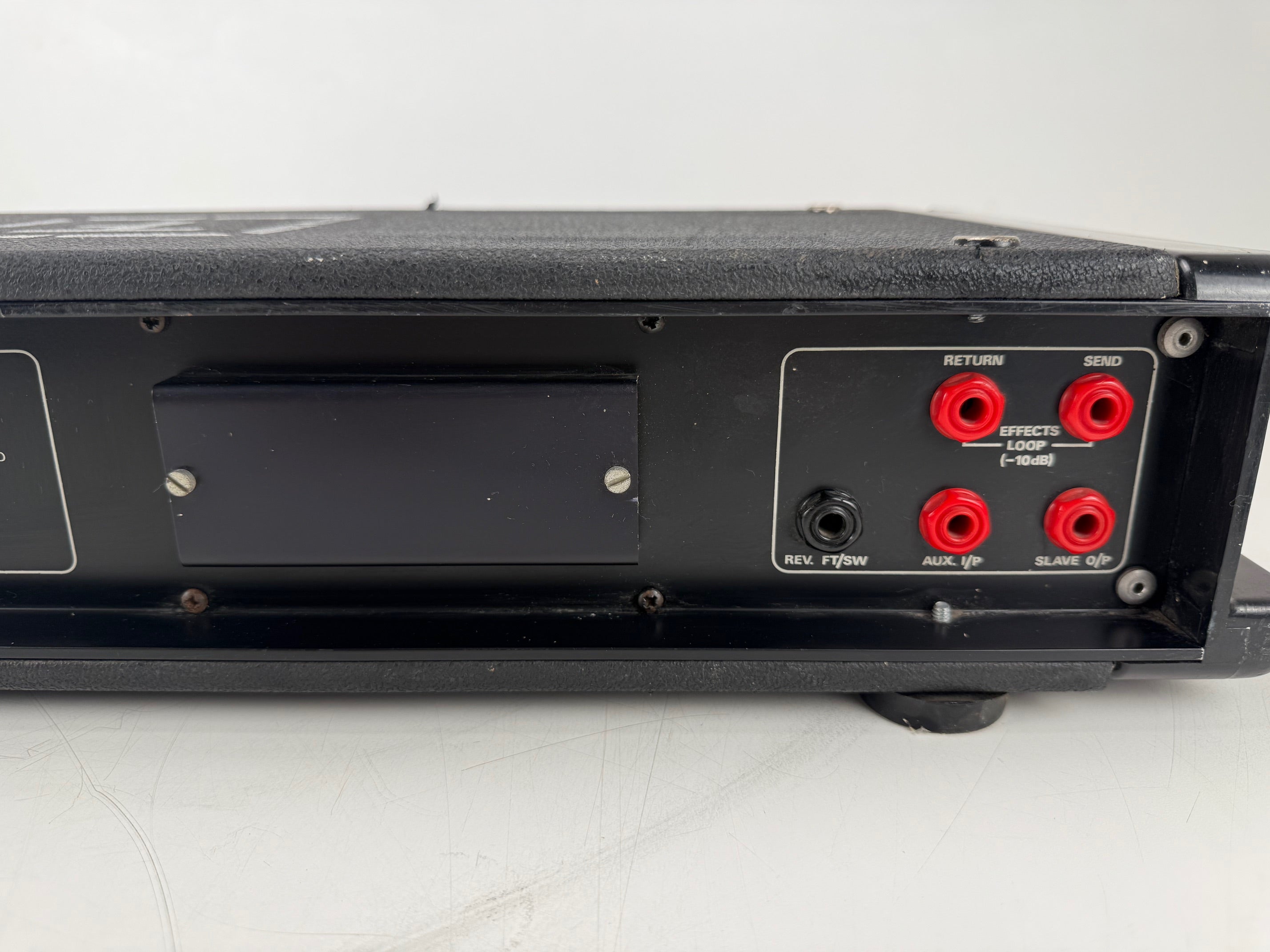 H&H MA150 5-kanaals mixerversterker met ingebouwde veergalm