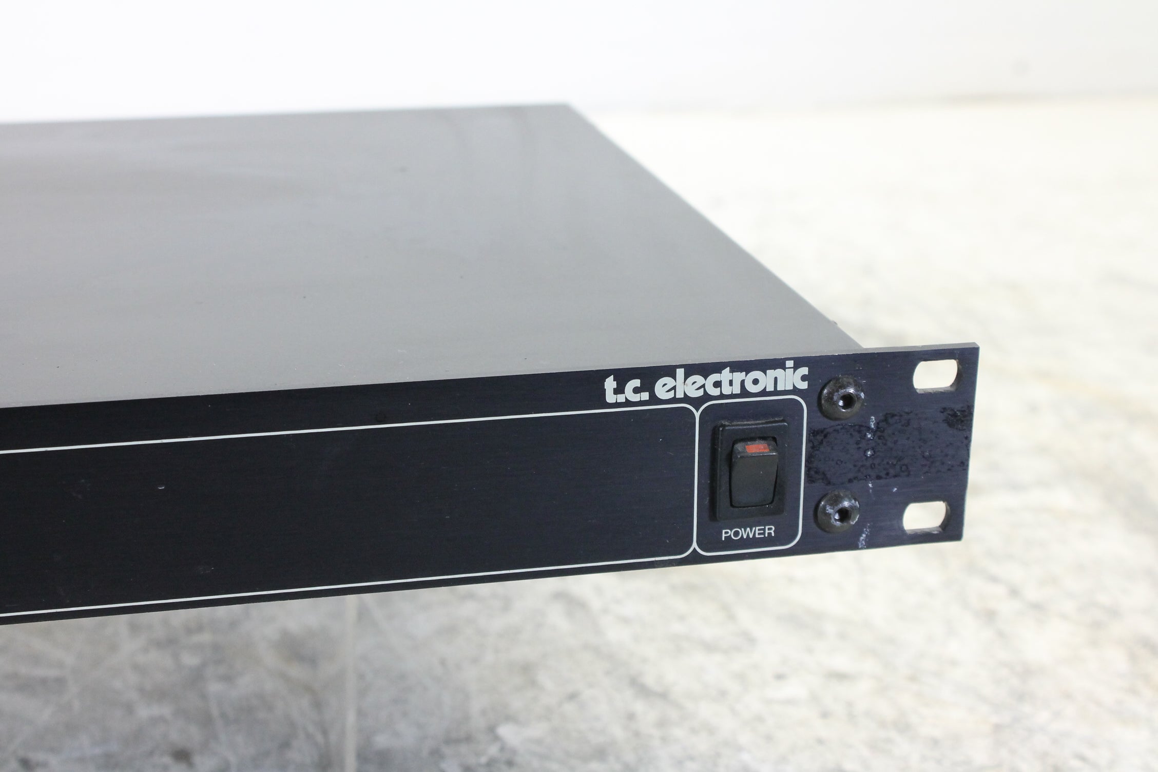 TC Electronic TC 1128X 28-bands grafische equalizer/spectrumanalysator (nr. 5)