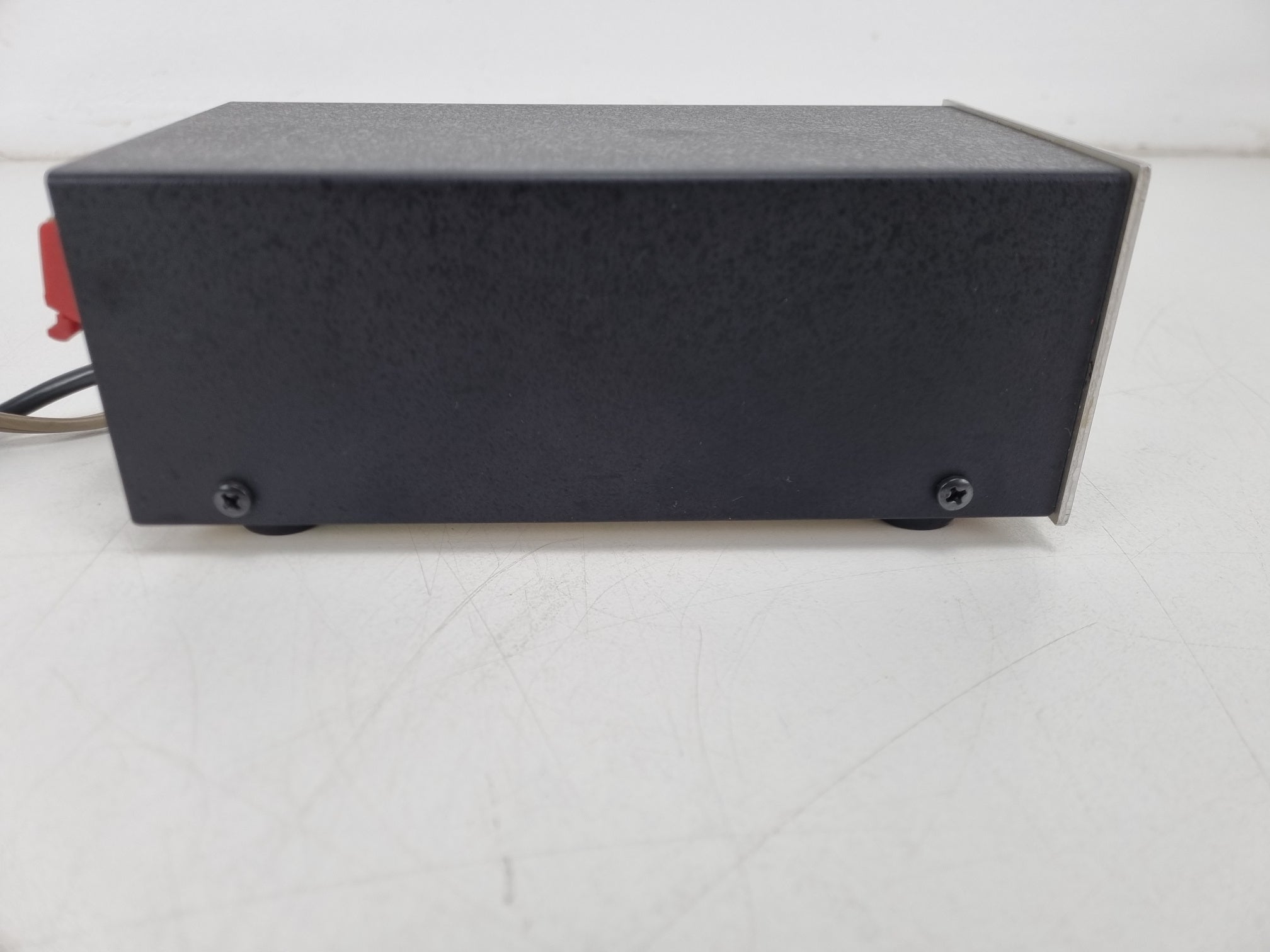 STAX SRD-6 - Adapter Elektrostatische Hoofdtelefoonversterker - SR-3 Oorluidspreker