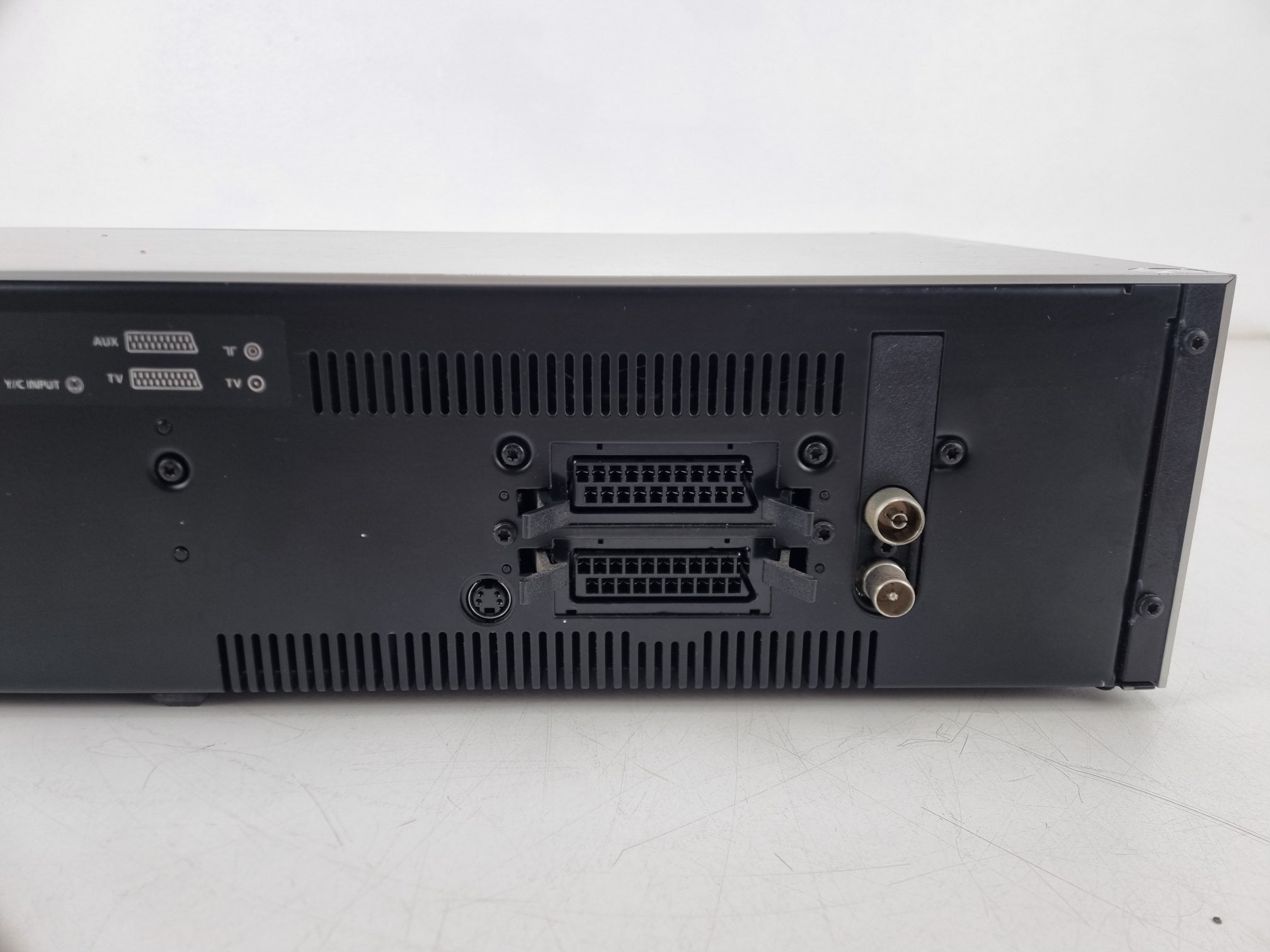 Bang & Olufsen HDR 2 DVD-/hardeschijfrecorder (250 GB) - Vermogen getest