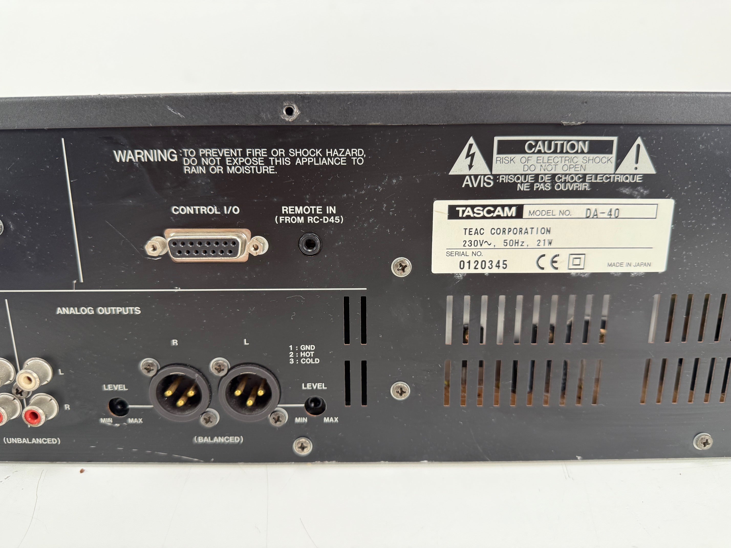 Tascam DA 40 Professional DAT-recorder - Onderhoud uitgevoerd