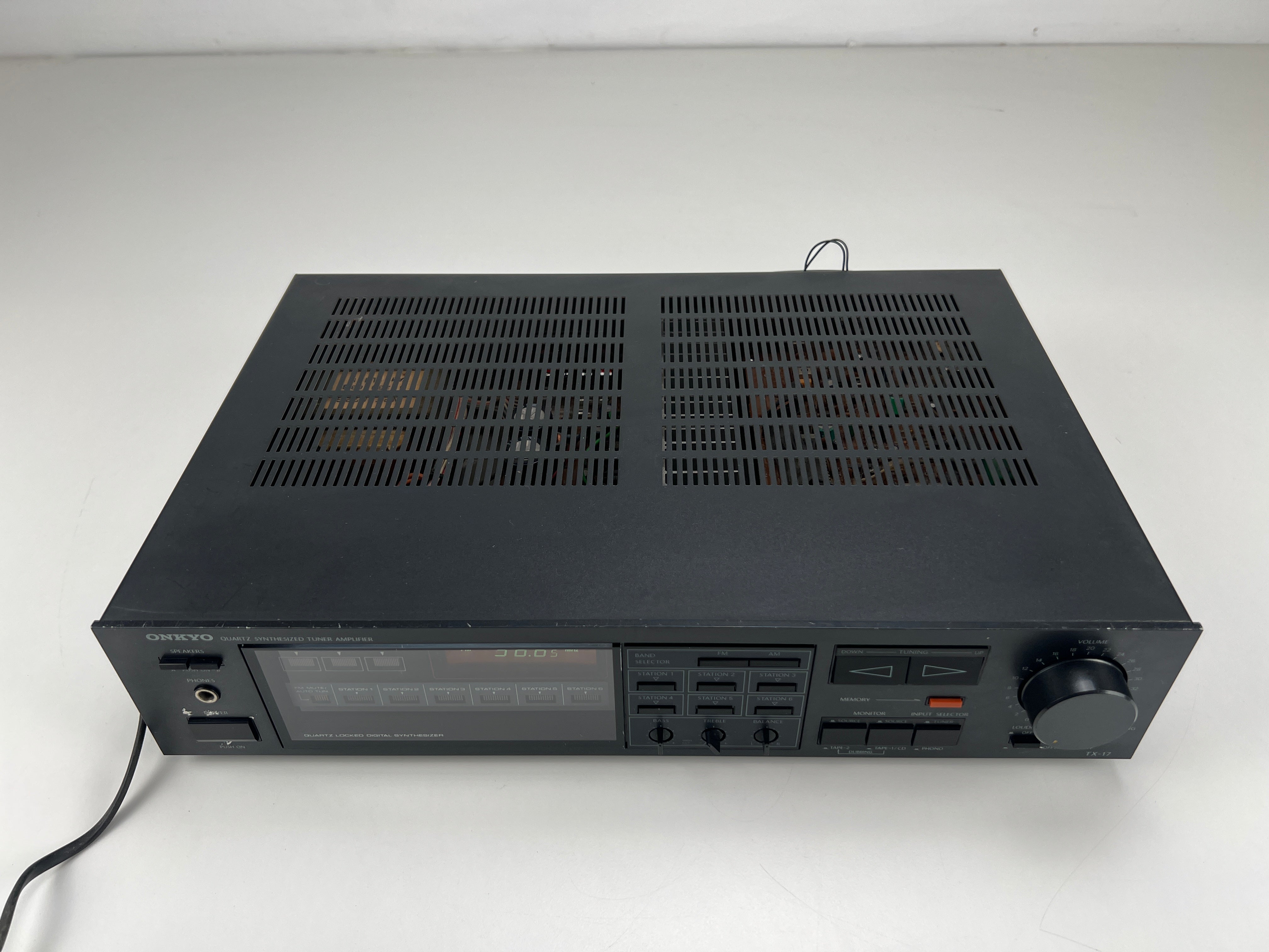 Onkyo TX-17 - Stereo Receiver