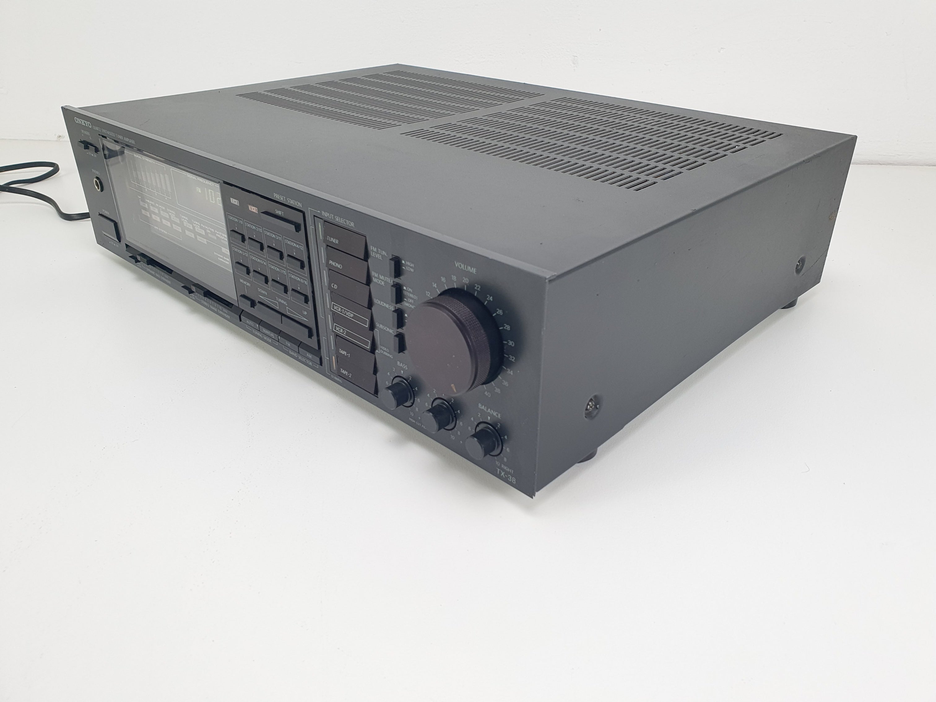 Onkyo TX-38 synthesizer tuner/versterker - Volledig nagekeken en onderhouden