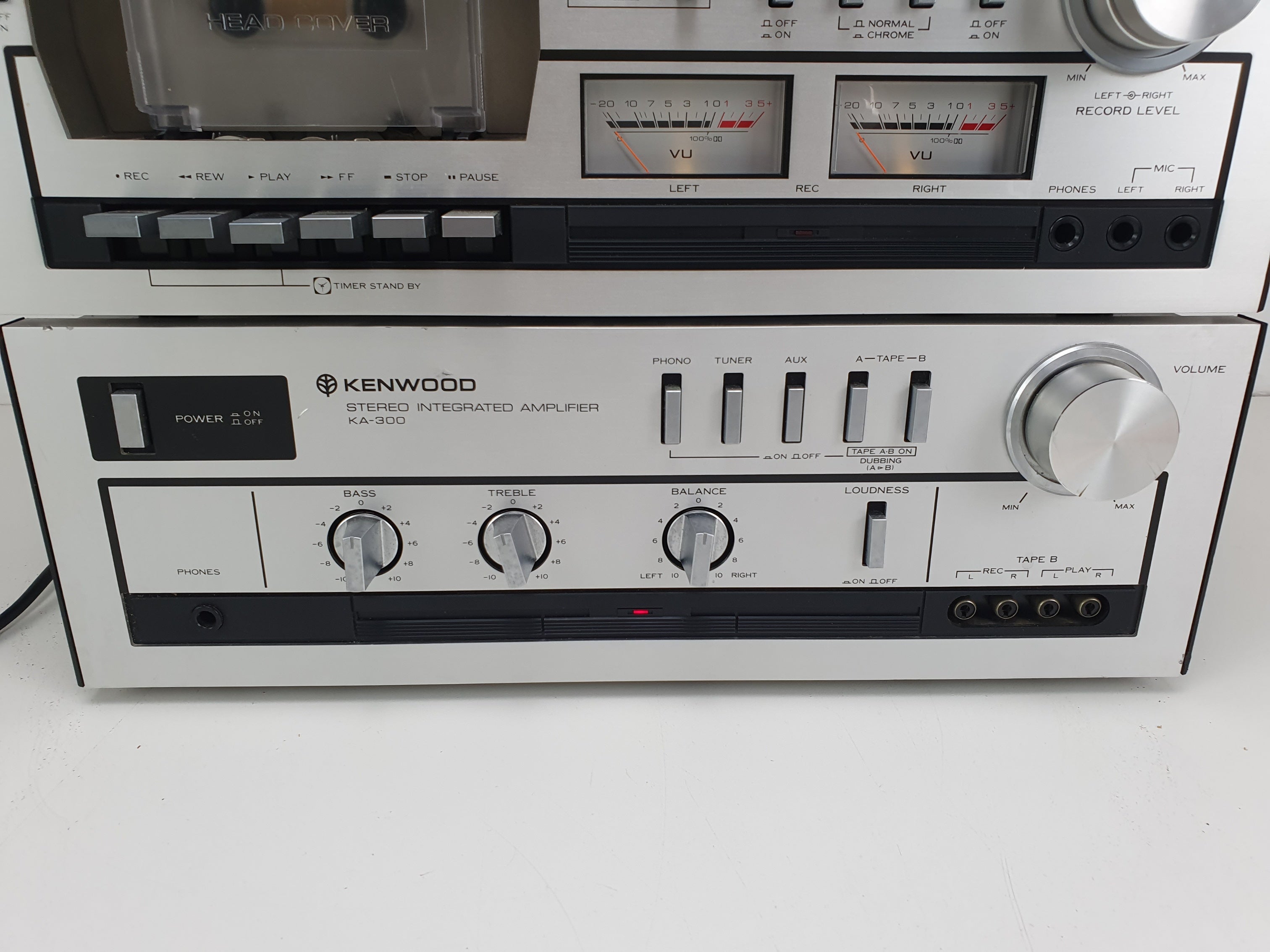 Kenwood KA-300 versterker - KX-400 cassettedeck - KT-400 tuner - Nette, onderhouden set