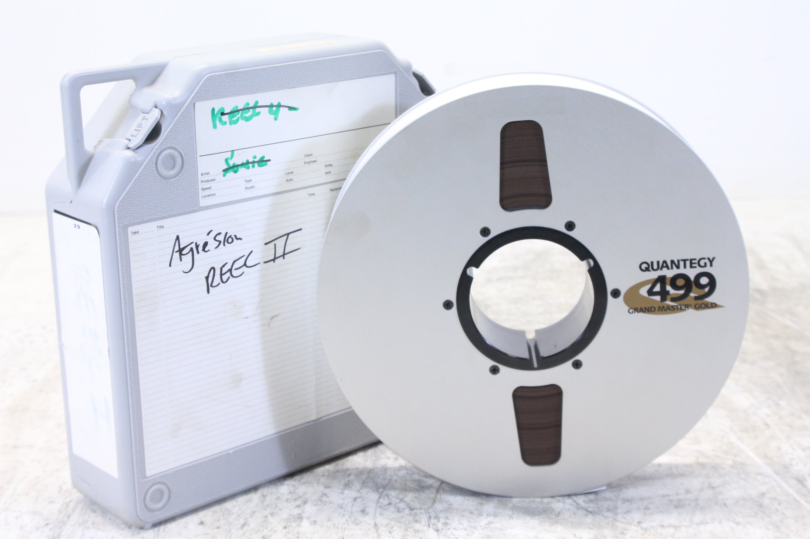 Ampex 499 Grand Master Gold 2" Studio Mastering Audio Tape - In hoes, met beschermband