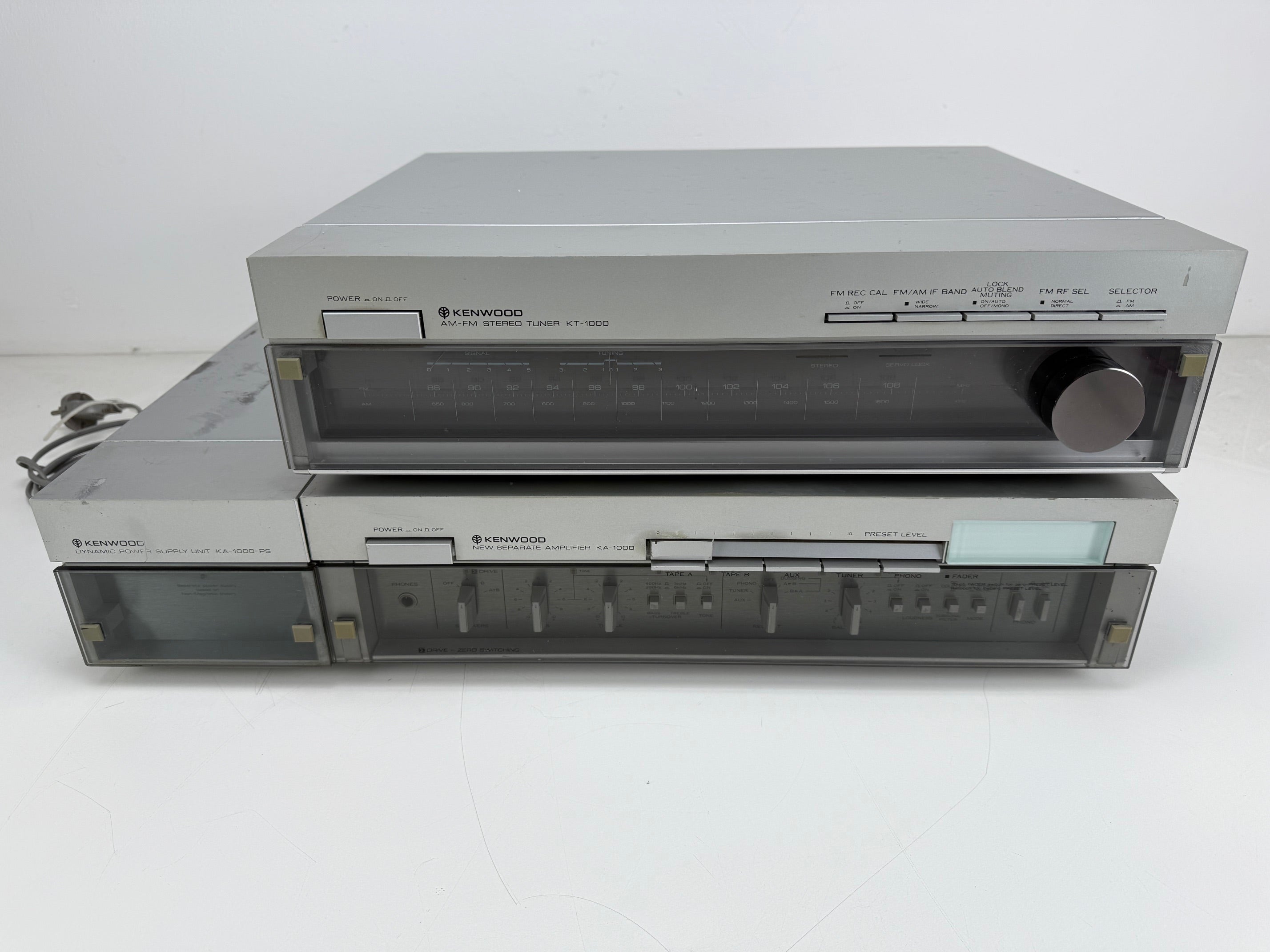 Kenwood KT-1000 stereo tuner / KA-1000 eindversterker / KA-1000PS voeding
