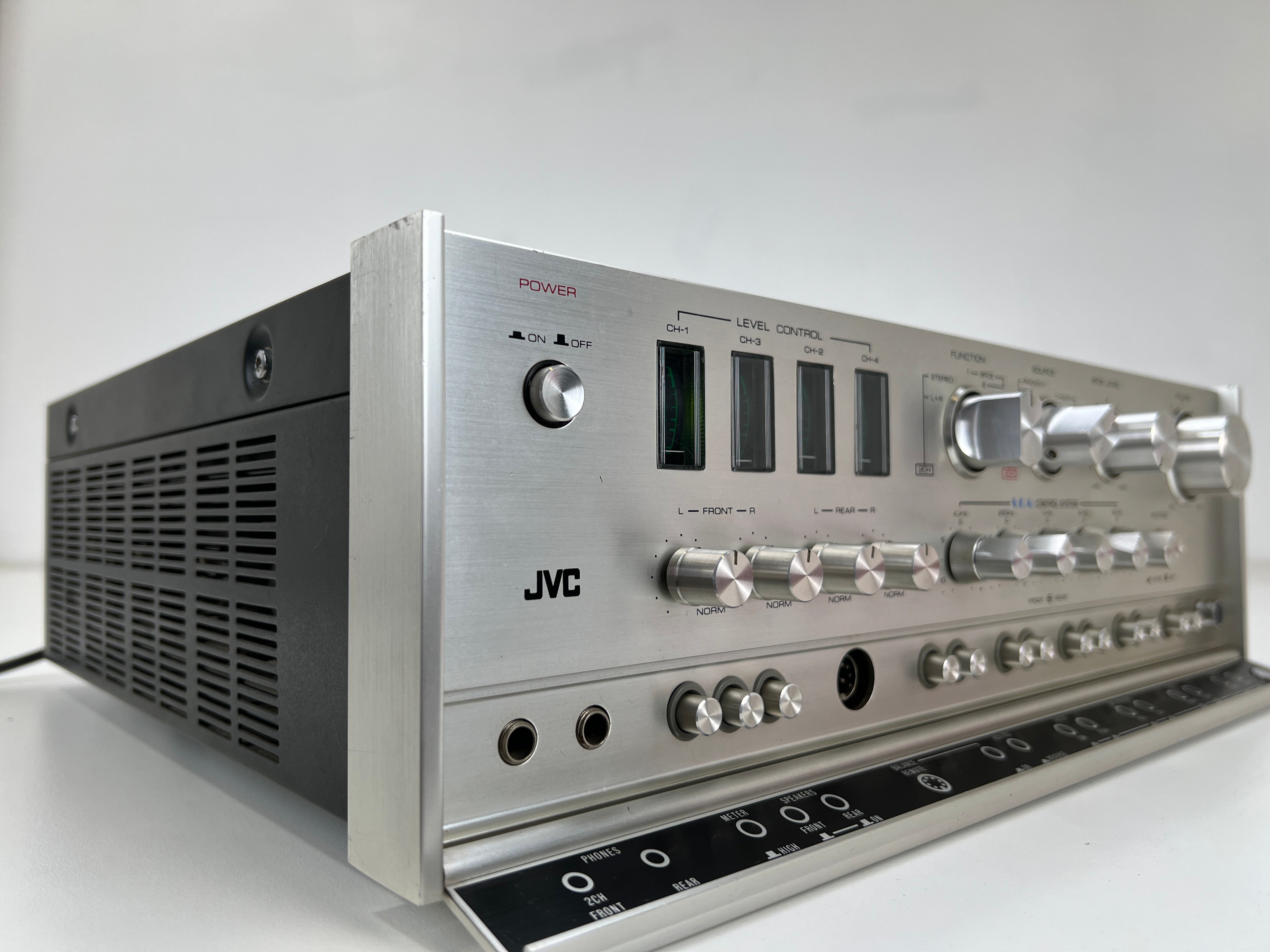 JVC 4VN-990 - 4 Channel Integrated Amplifier