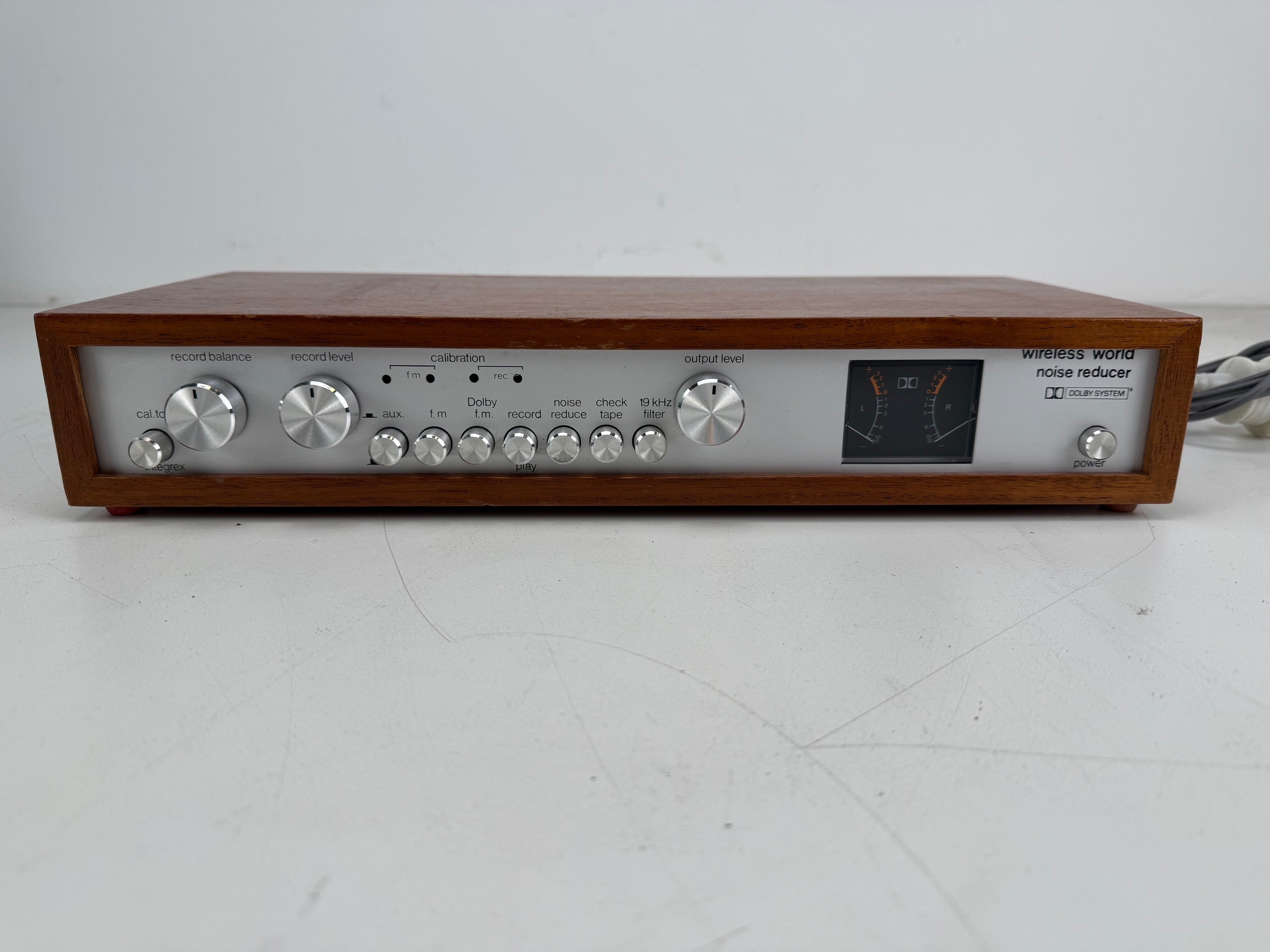 Dolby Wireless World Noise Reducer - Inclusief handleiding