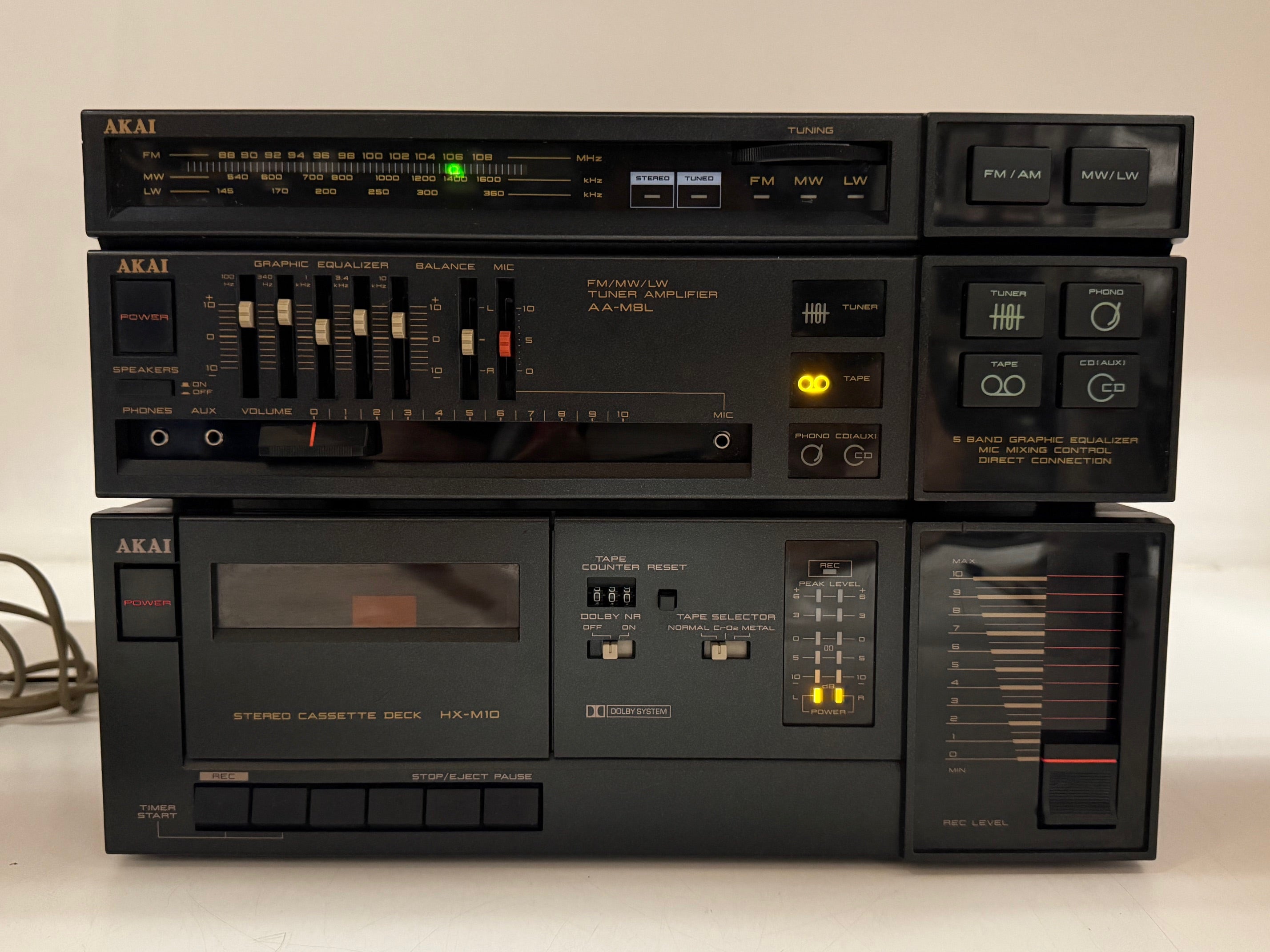 Akai AA-M8L tunerversterker / HX-M10 stereo cassettedeck set - Nieuwe riemen