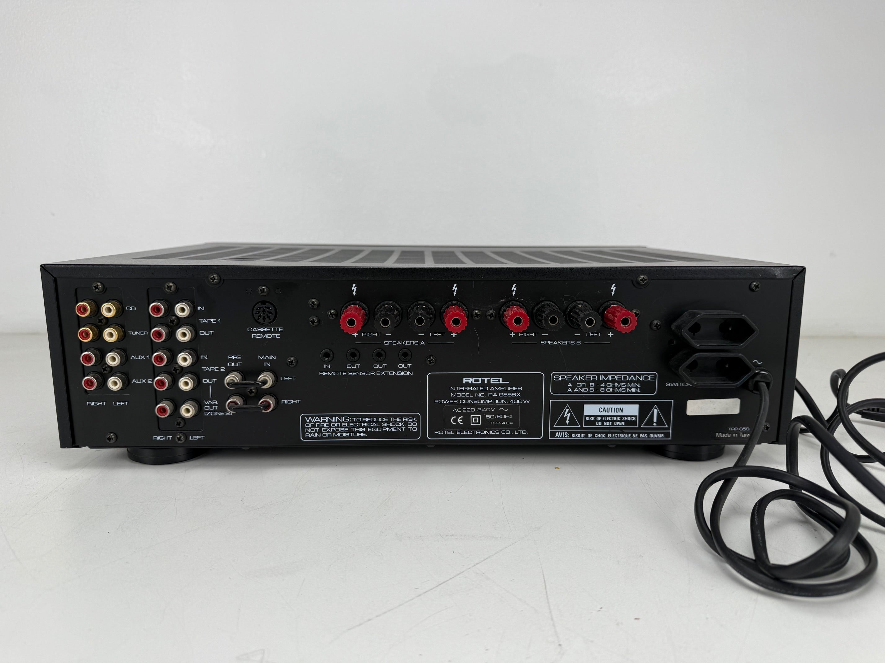 Rotel RA - 985BX Stereo Integrated Amplifier - 100 watt into 8 ohm