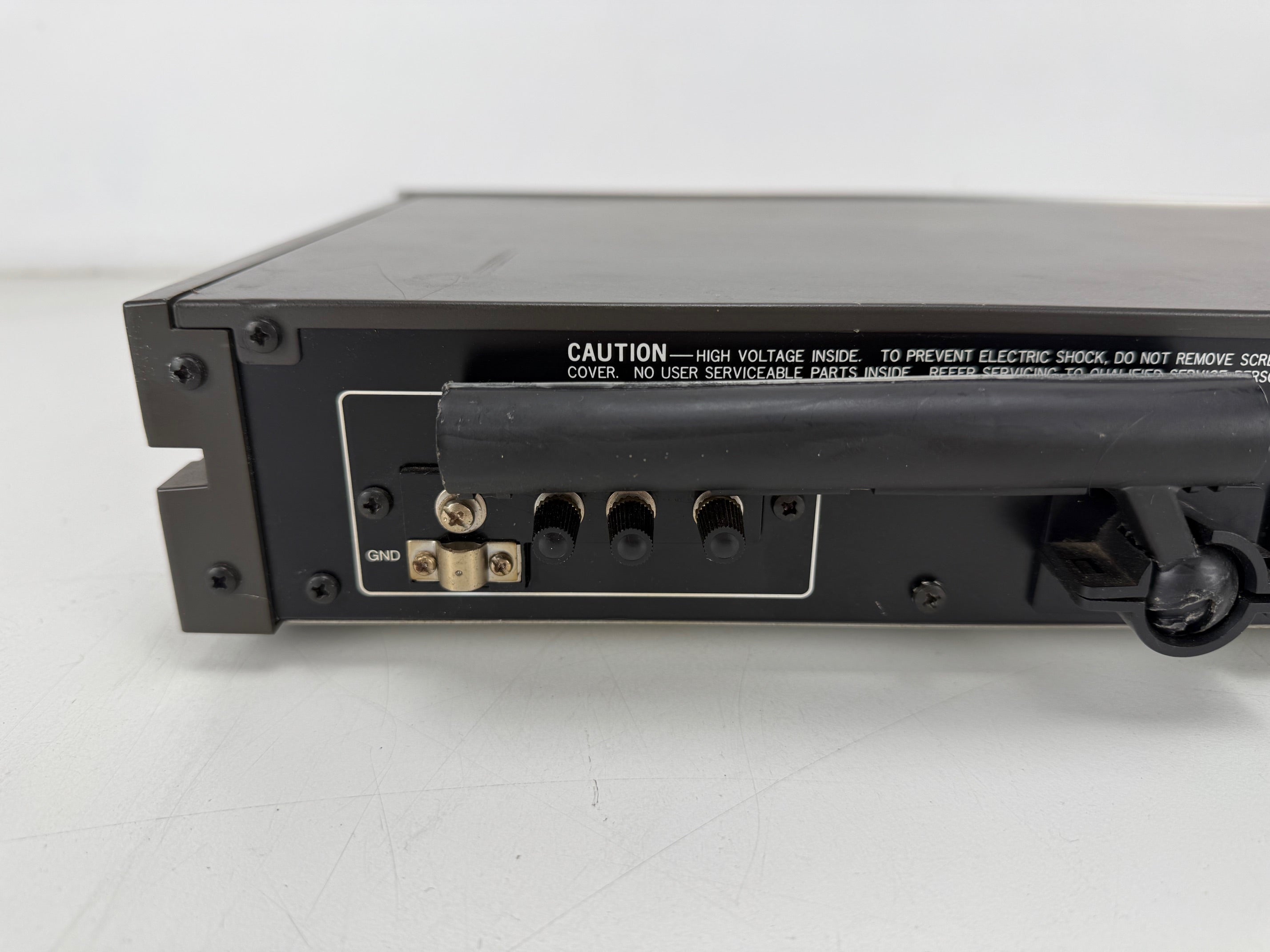 Sansui T-77 Synthesizer Tuner