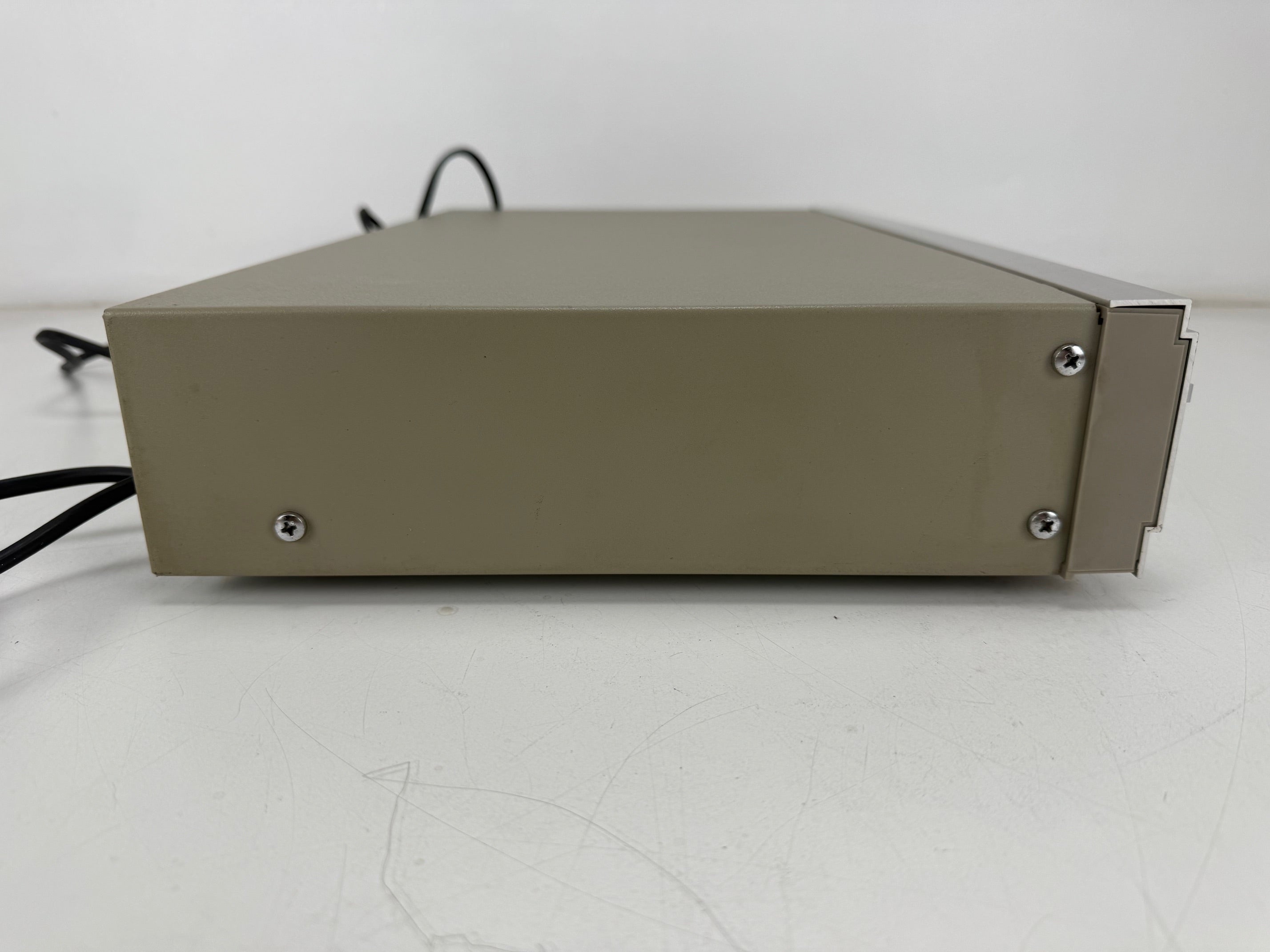 Hitachi FT-3400 stereo tuner - Nieuwe schaalverlichting