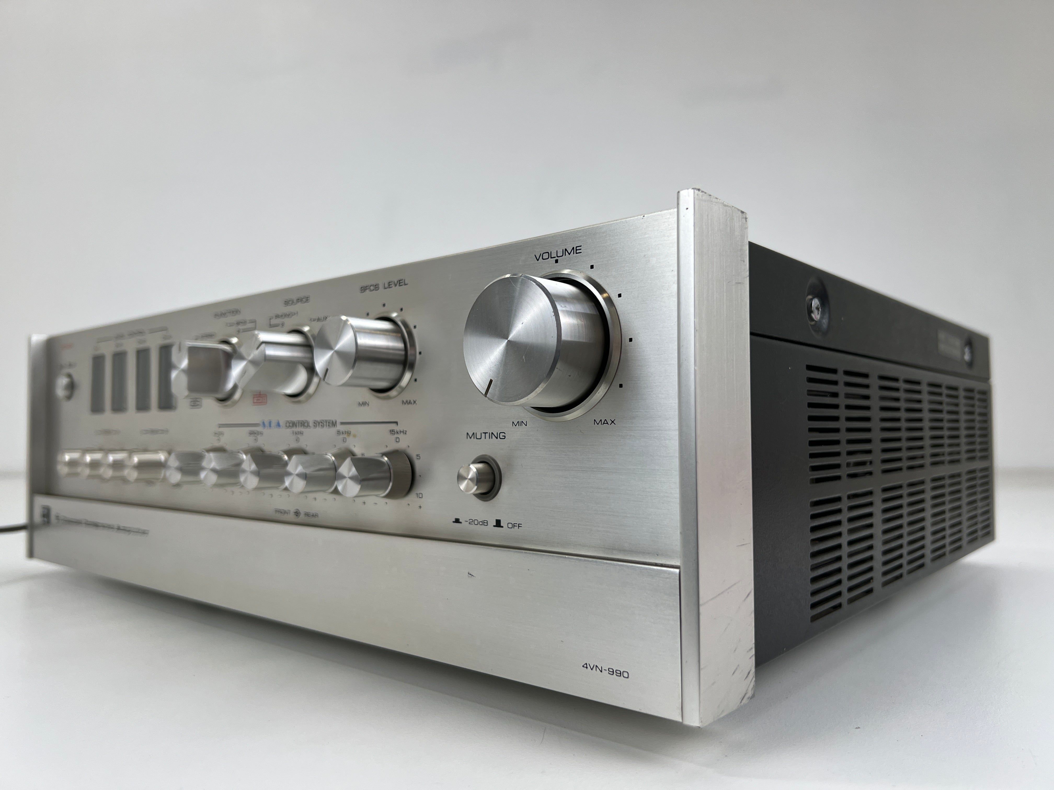 JVC 4VN-990 - 4 Channel Integrated Amplifier