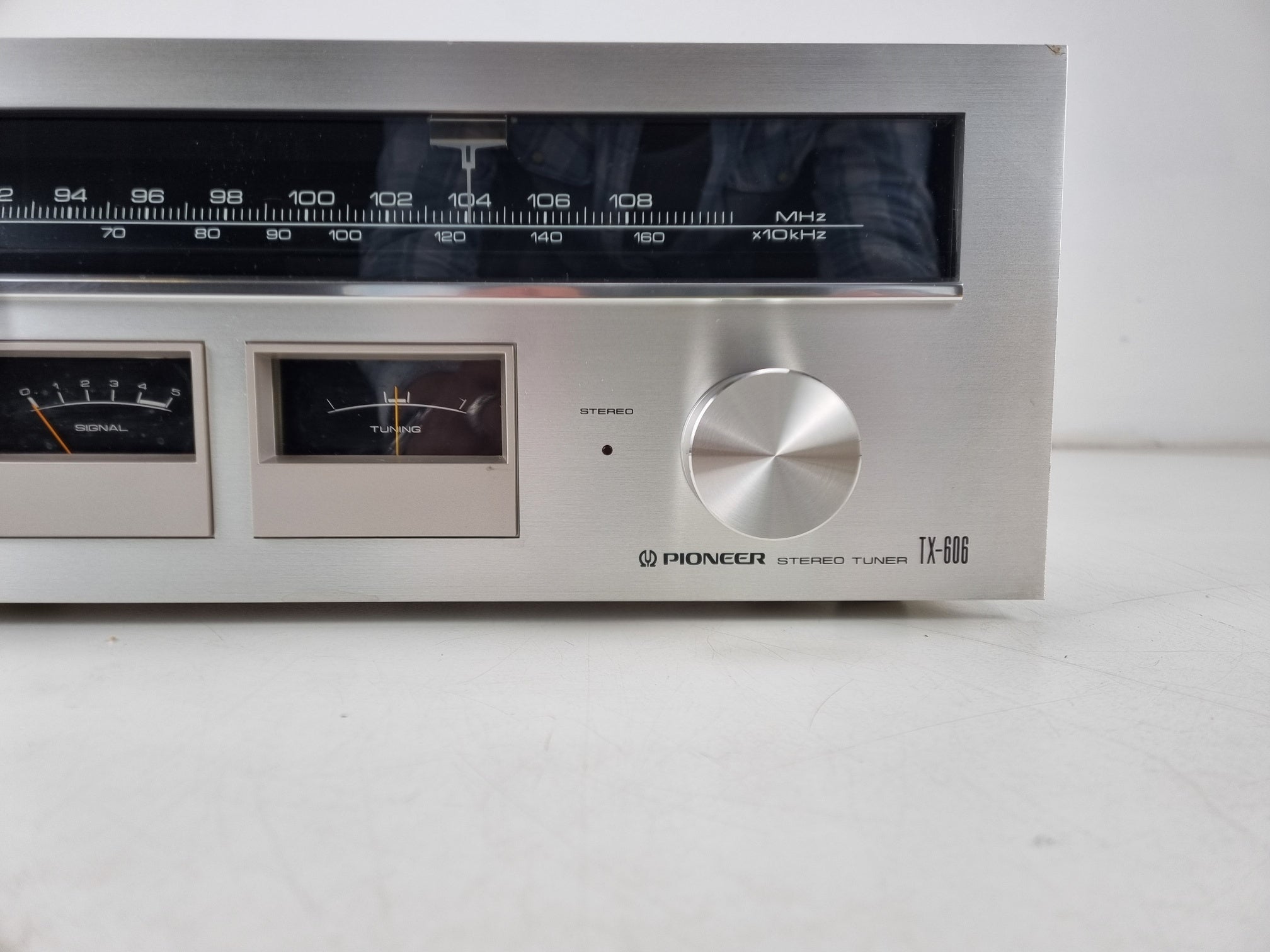Pioneer TX-606 tuner - Nieuwe verlichting