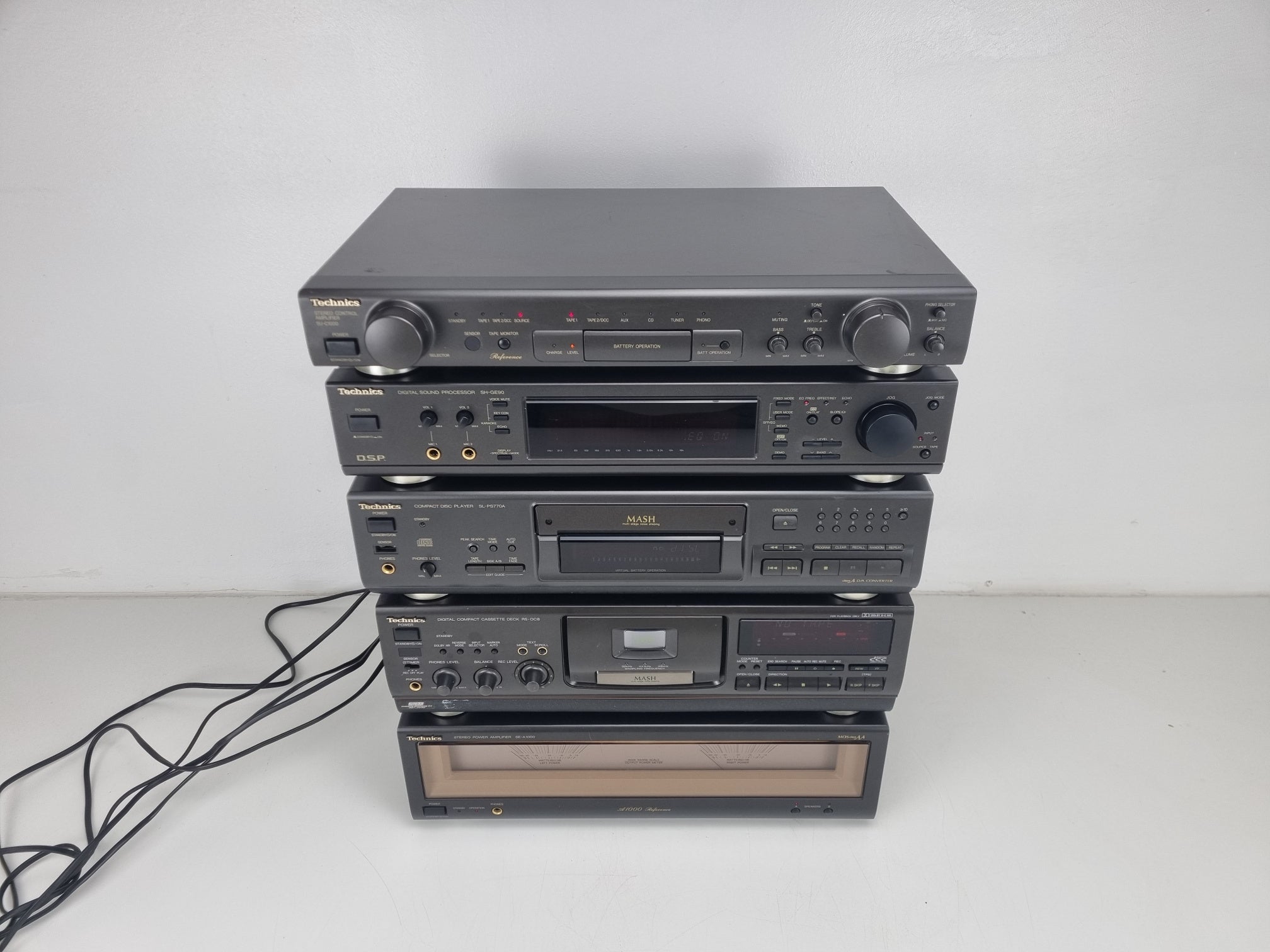 Technics SU-C1000 pre amp- SH-GE90 - SL-PS770a cdp - RS-dc8 dccd - SE-A1000 power amp