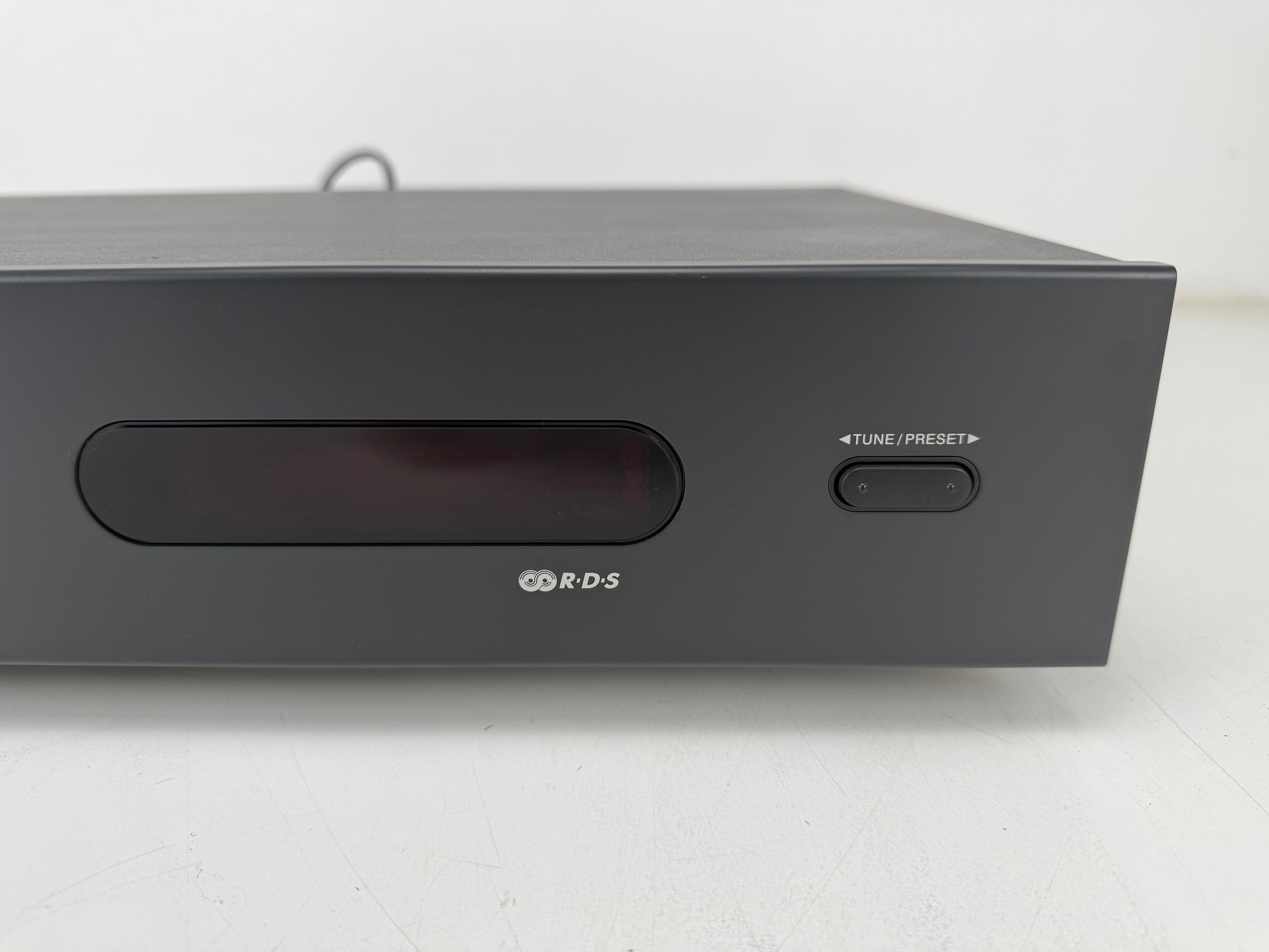 NAD C440 RDS Stereo Tuner With Manuals