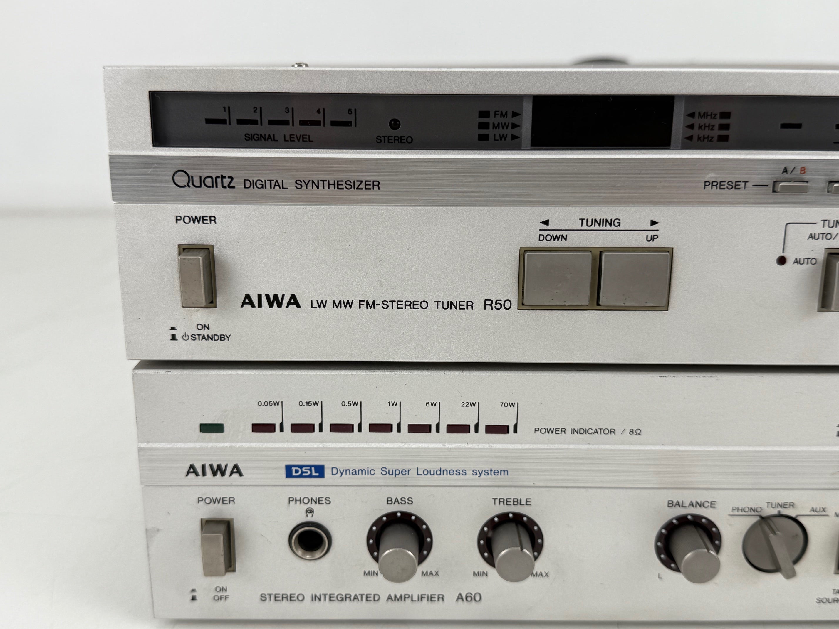 Aiwa R50 FM-stereo tuner / A60 stereo geïntegreerde versterkerset