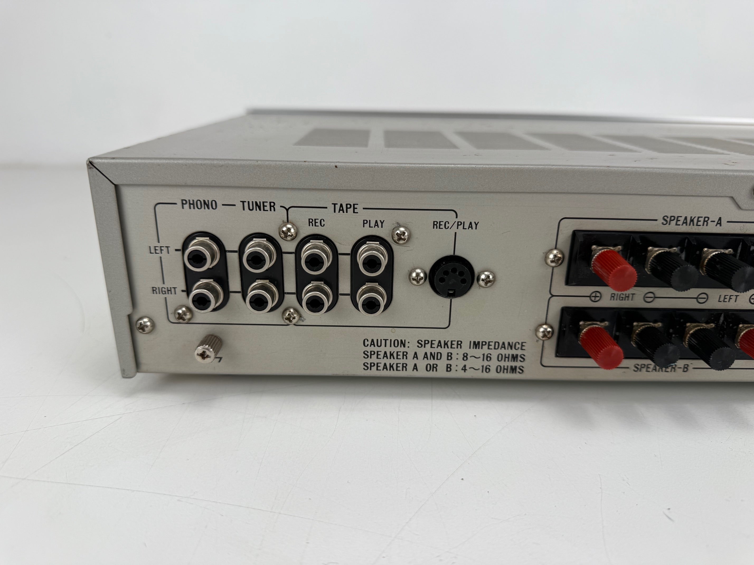 JVC A-S3 stereo geïntegreerde versterker - 22 watt bij 8 ohm - gecontroleerd en gereinigd