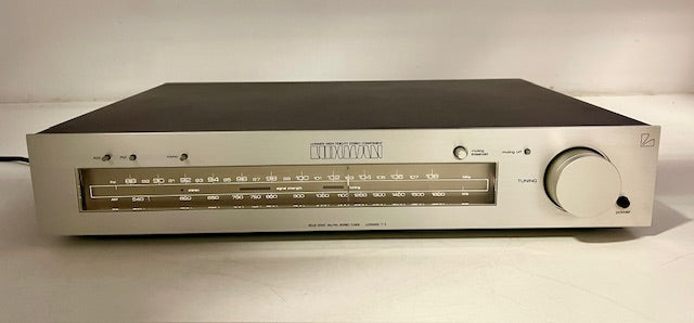 Luxman T2 Solid State AM/FM Tuner