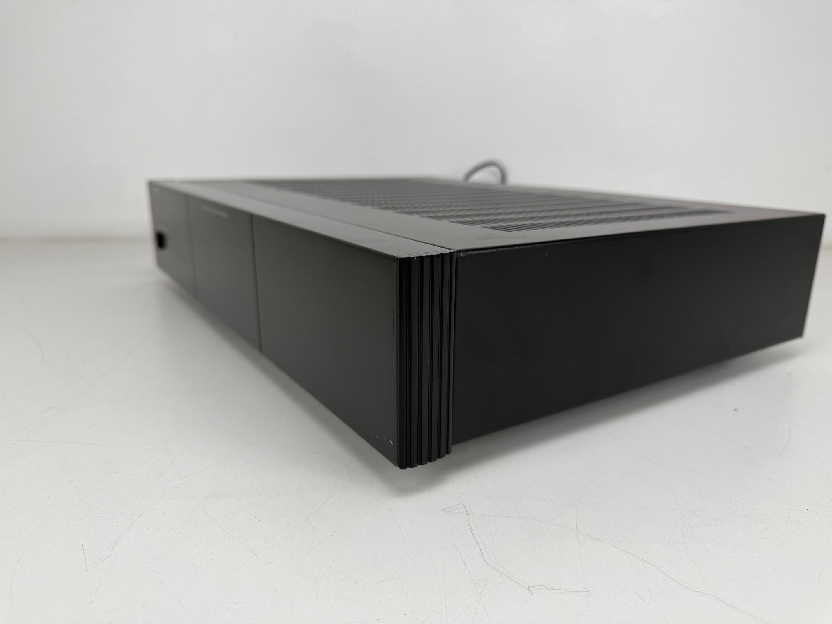 Rotel RB-970BX Stereo Power Amplifier