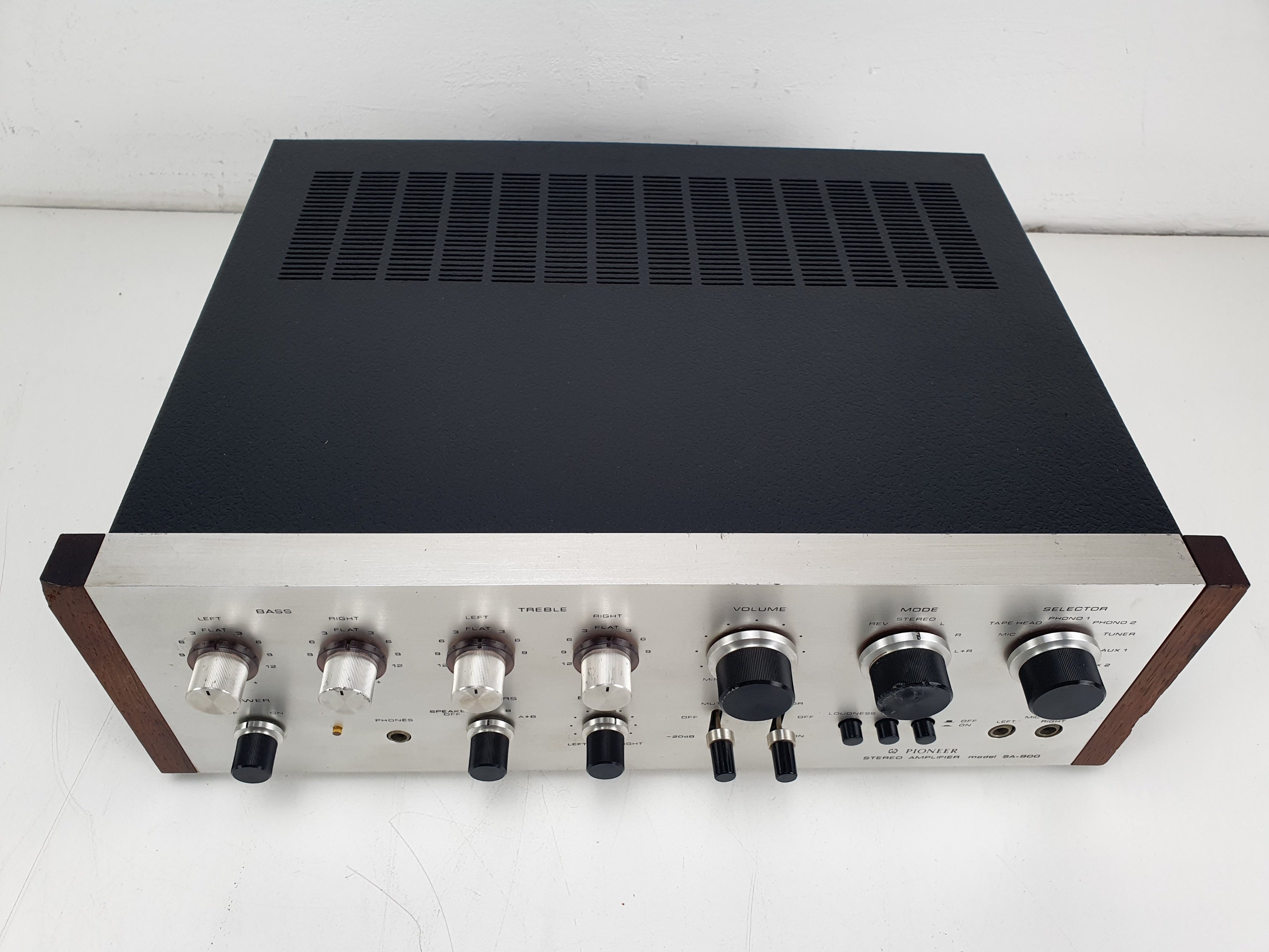 Pioneer SA-900 stereo versterker - volledig nagekeken en onderhouden