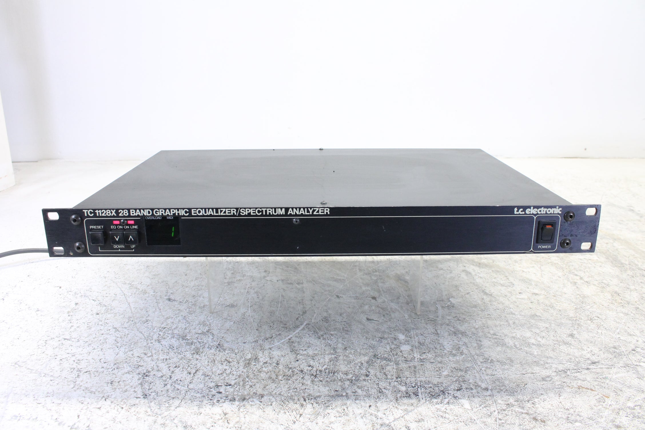 TC Electronic TC 1128X 28 band graphic equalizer/spectrum analyzer (No.6)