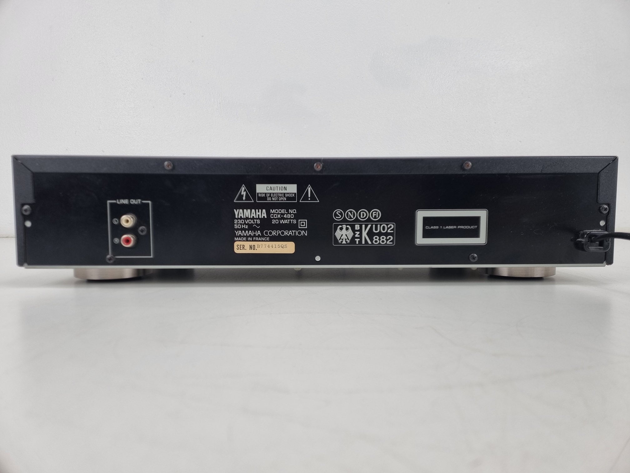 Yamaha CDX-480 - Natural Sound Compact Disc Player