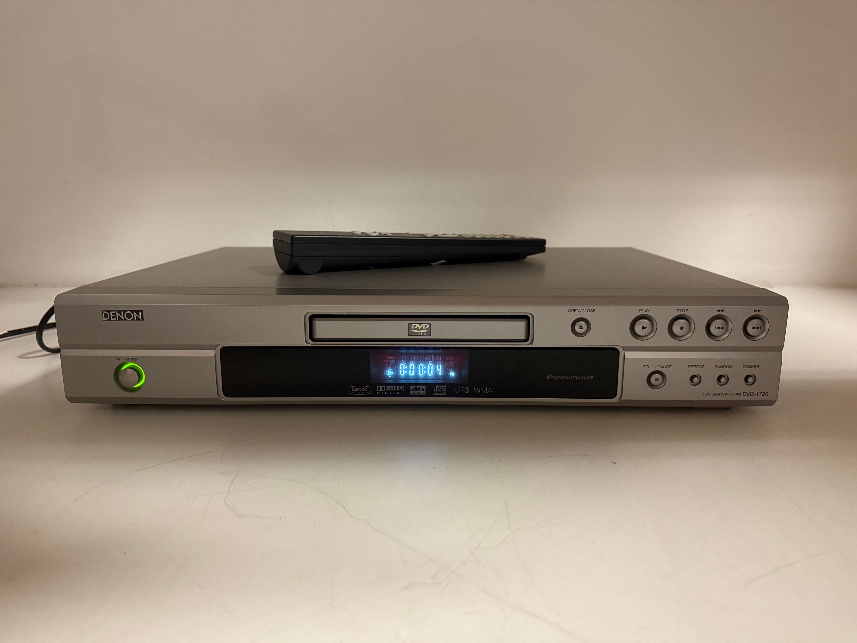 Denon DVD-1720 DVD Video Player With Remote Control