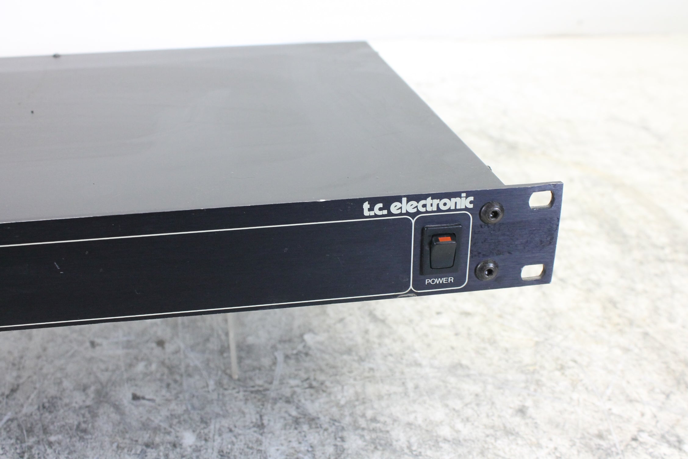 TC Electronic TC 1128X 28-bands grafische equalizer/spectrumanalysator (nr. 6)