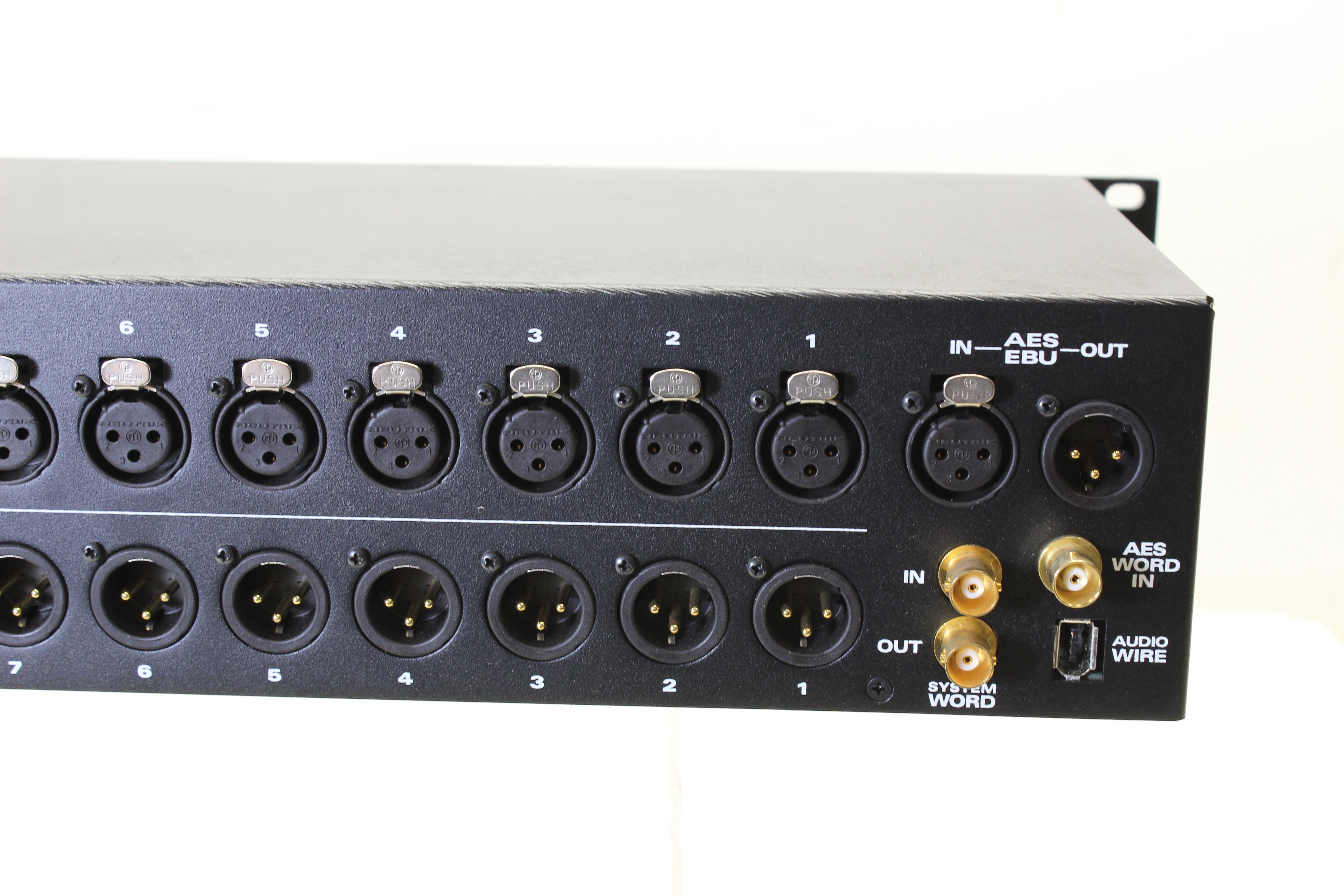 MOTU HD192 interface