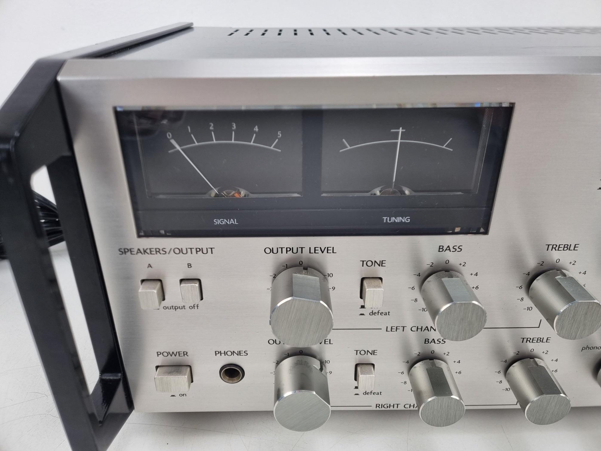 Mitsubishi DA-C20 Tuner Preamplifier - DA-A10 Stereo Power Amplifier -  Serviced set