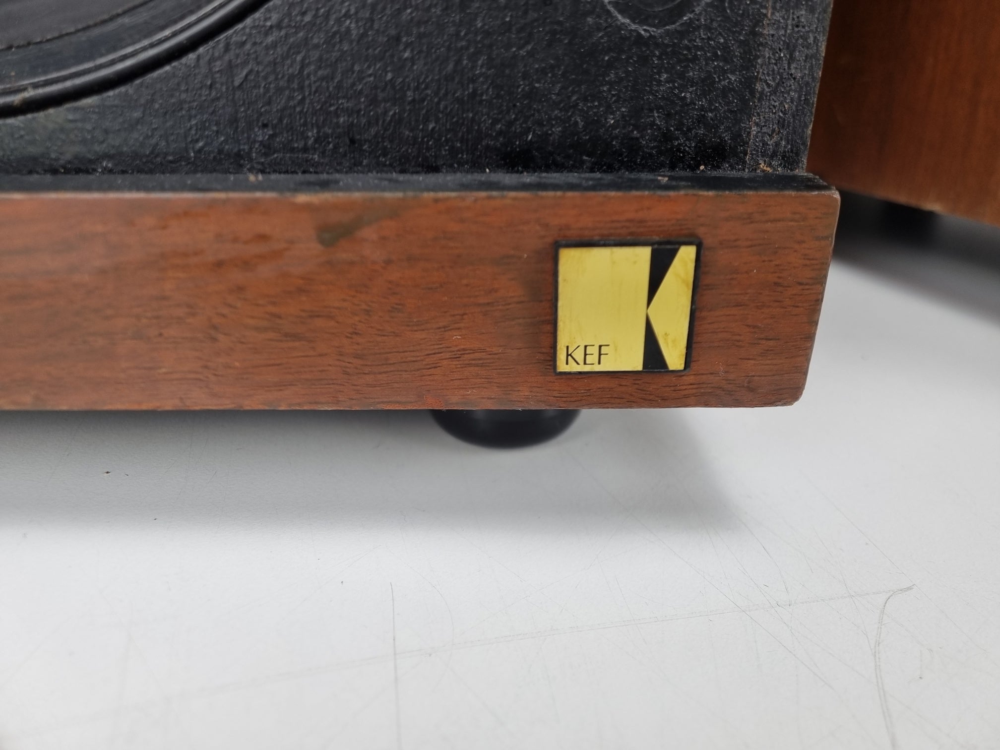 KEF Calinda SP 1053 - 2-weg luidsprekersysteem met 3 drivers