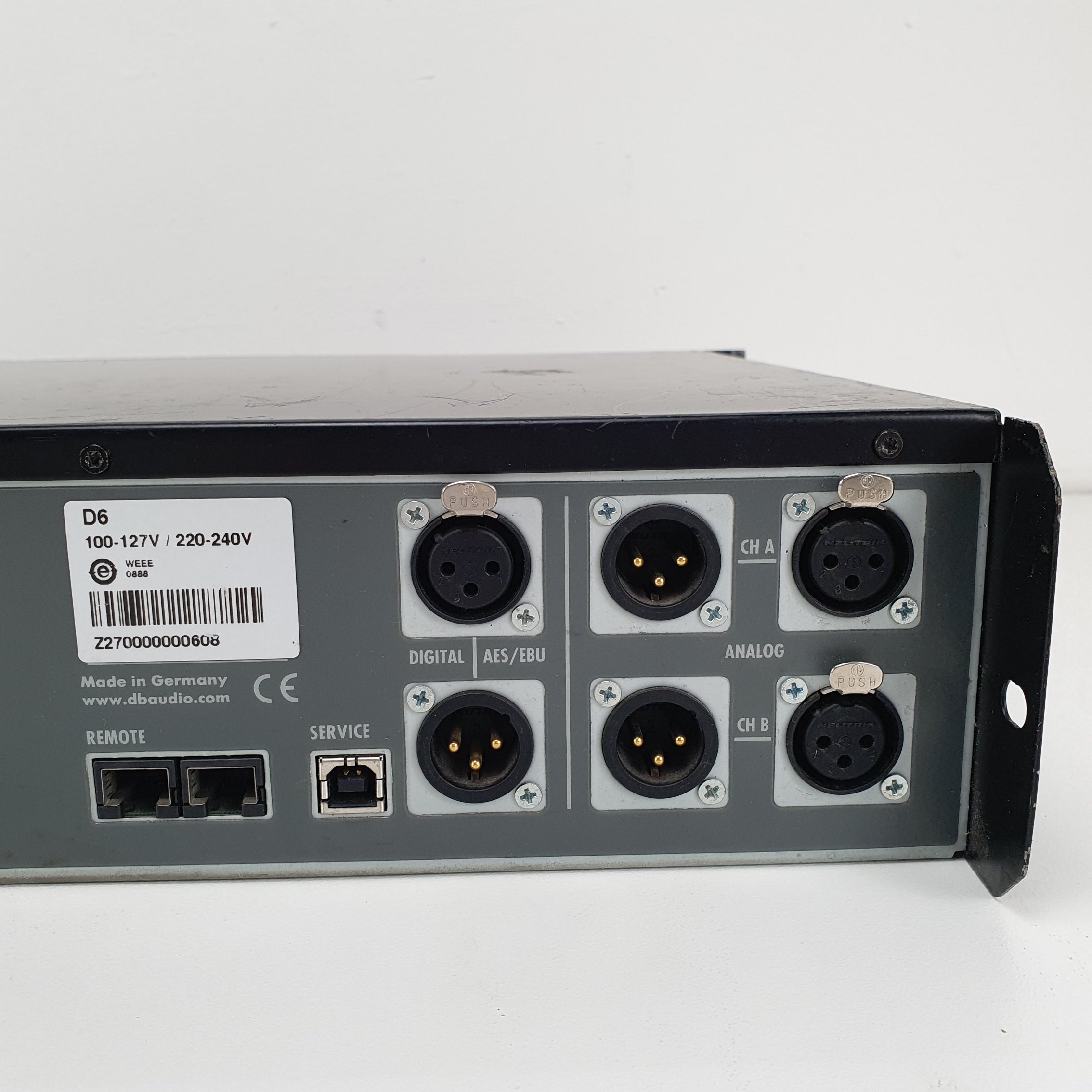 D&B D6 PA tweekanaals versterker