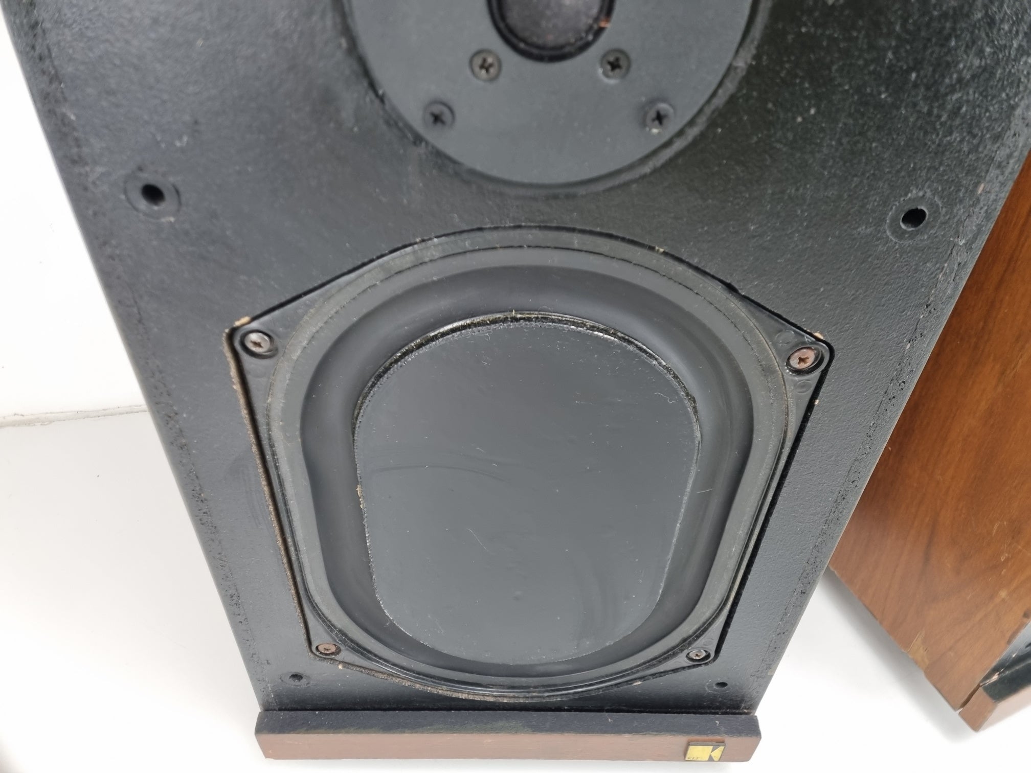 KEF Calinda SP 1053 - 2-weg luidsprekersysteem met 3 drivers