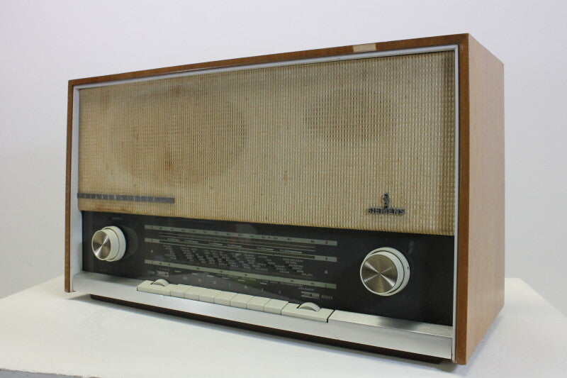 Siemens Klangmeister  II RG42  tube radio