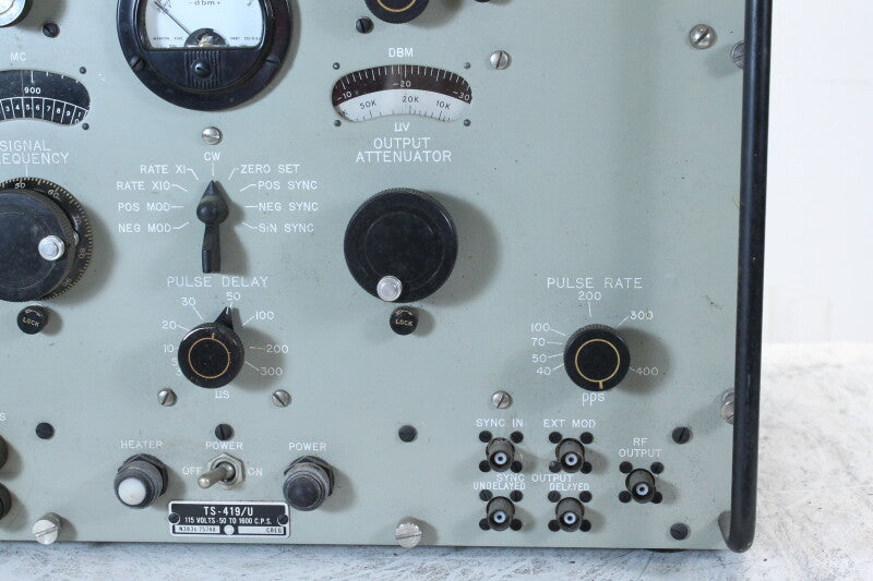 Signal Corps TS-419A/U Signal Generator (No.5)