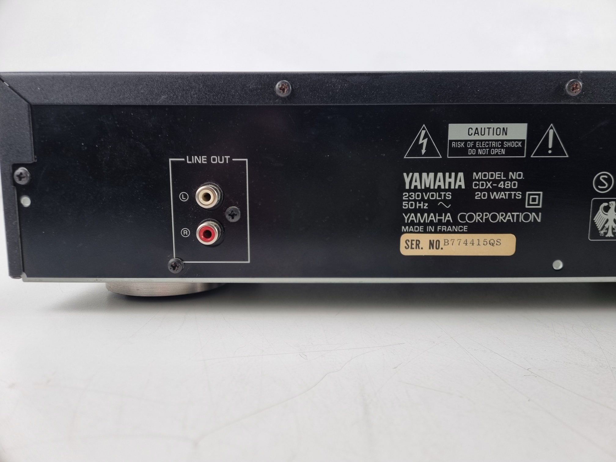 Yamaha CDX-480 - Natural Sound Compact Disc Player