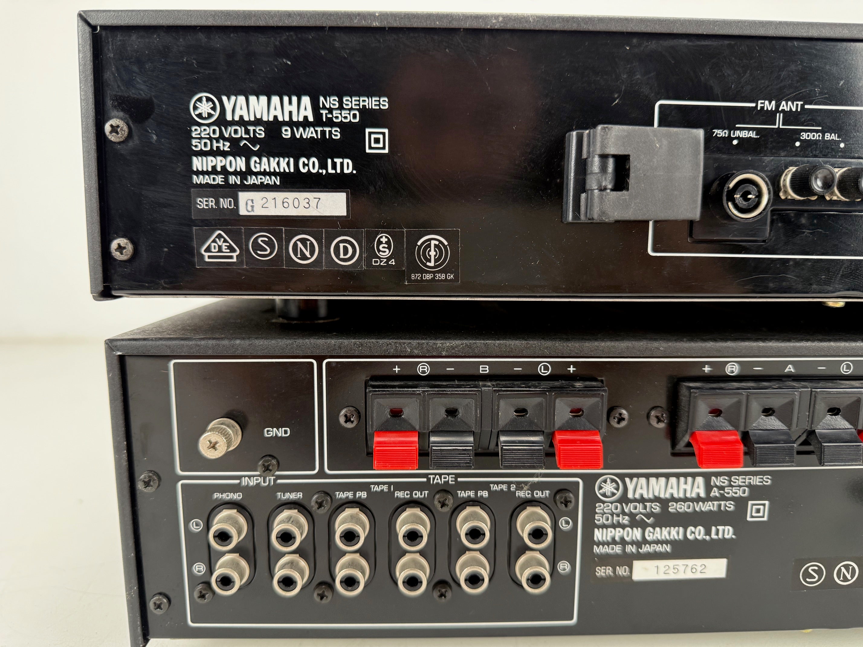 Yamaha T-550 Stereo Tuner / A-550 Stereo Amplifier Set - Serviced